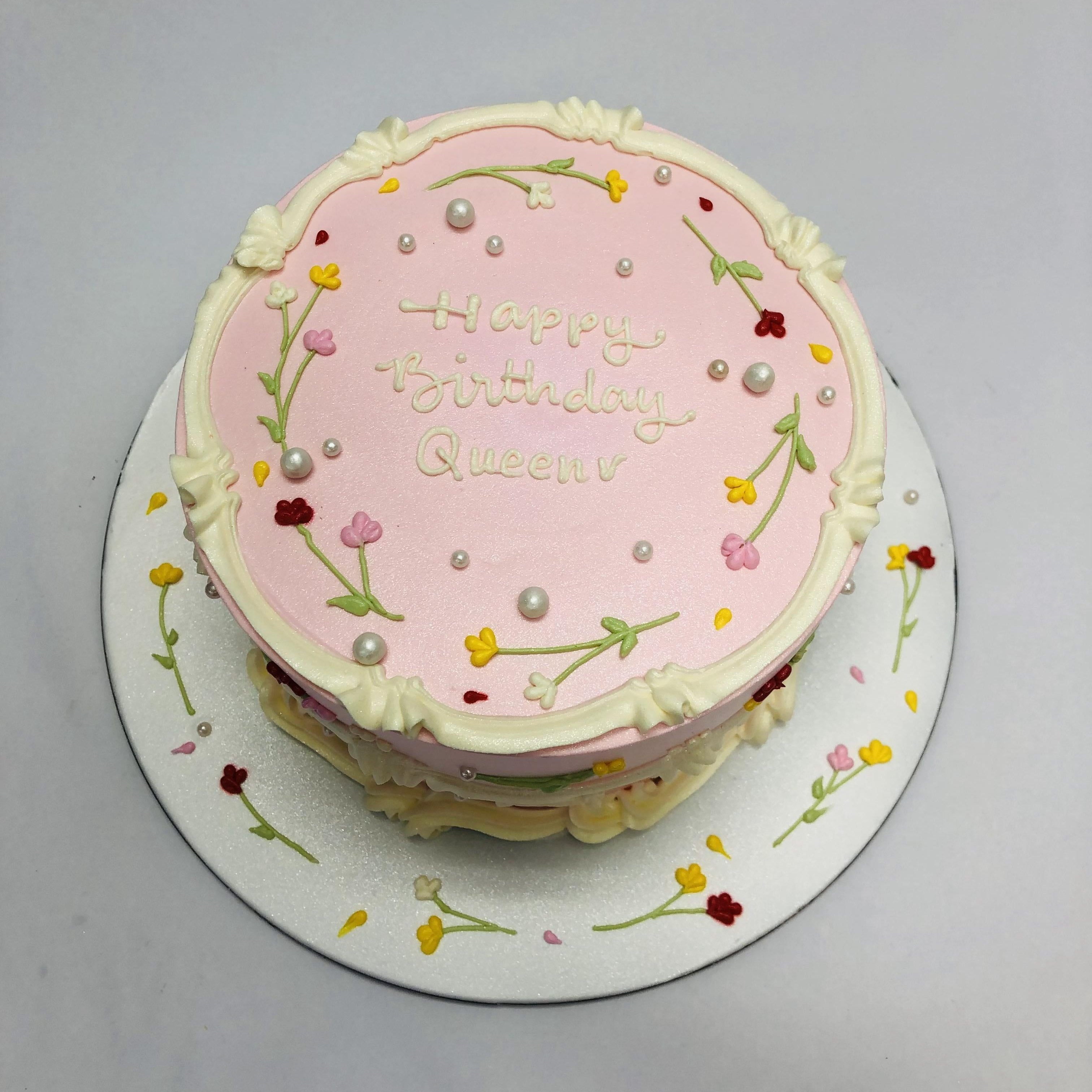 Aesthetic Flowers Design Birthday Cake