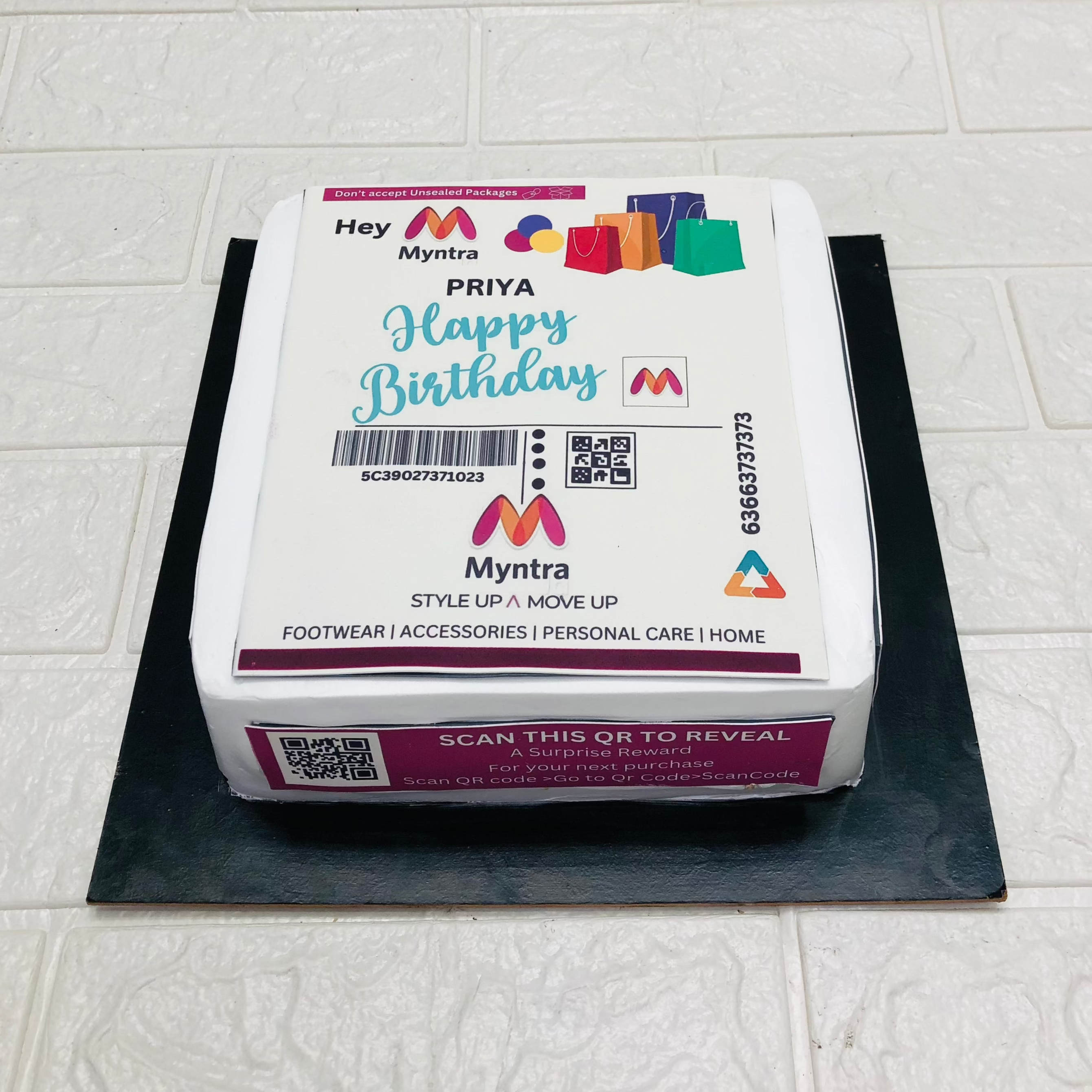 Myntra Brand Lover Theme Cake