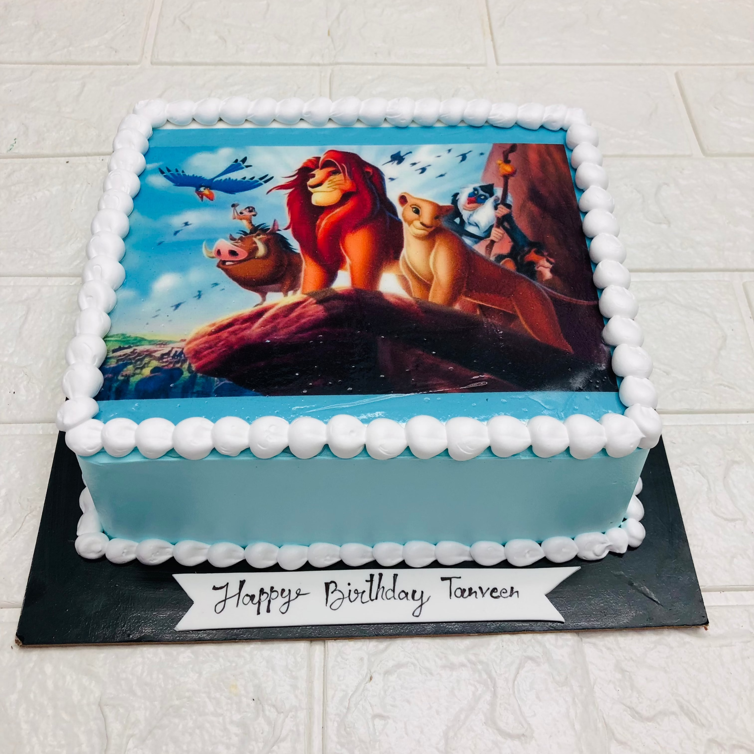 Lion King Mufasa Theme Cake