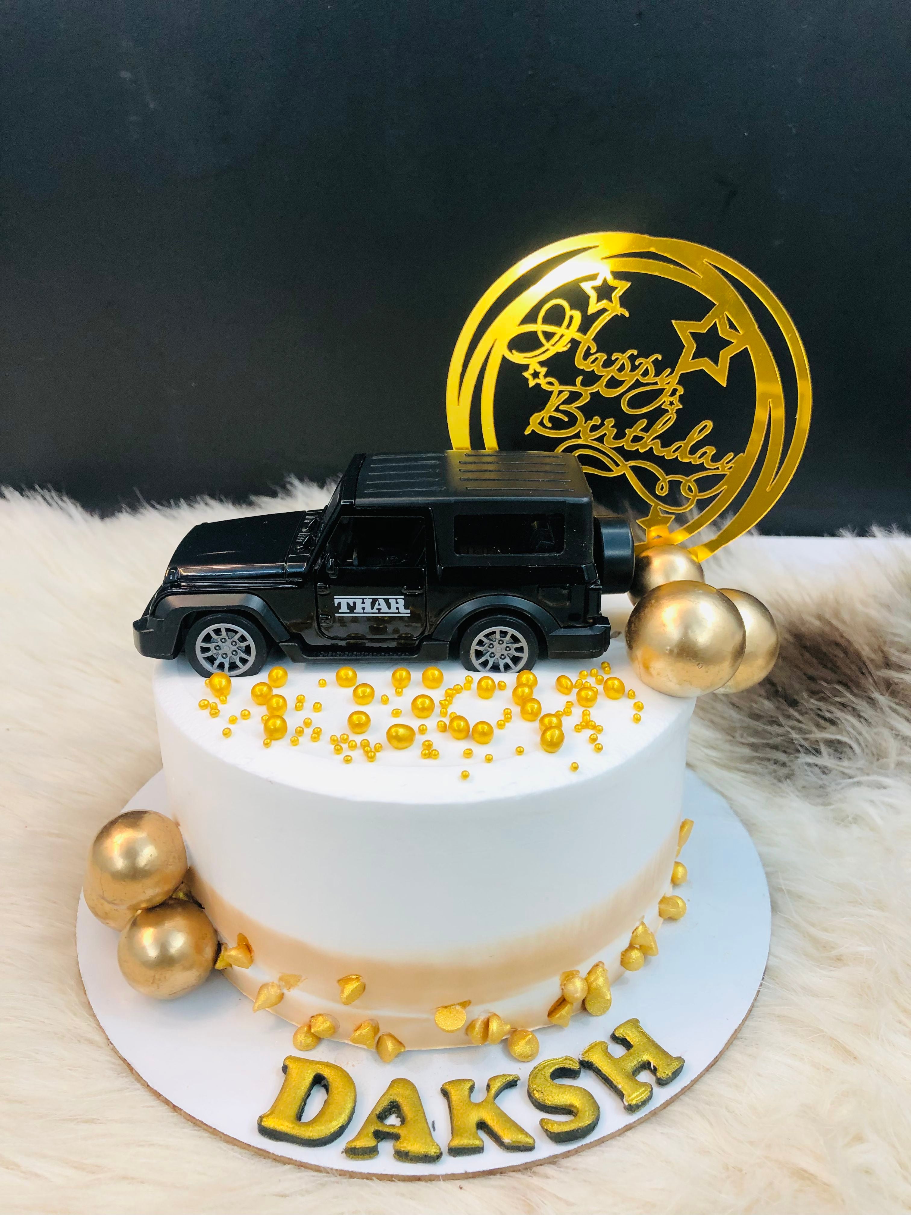 Thar Lover White Cake