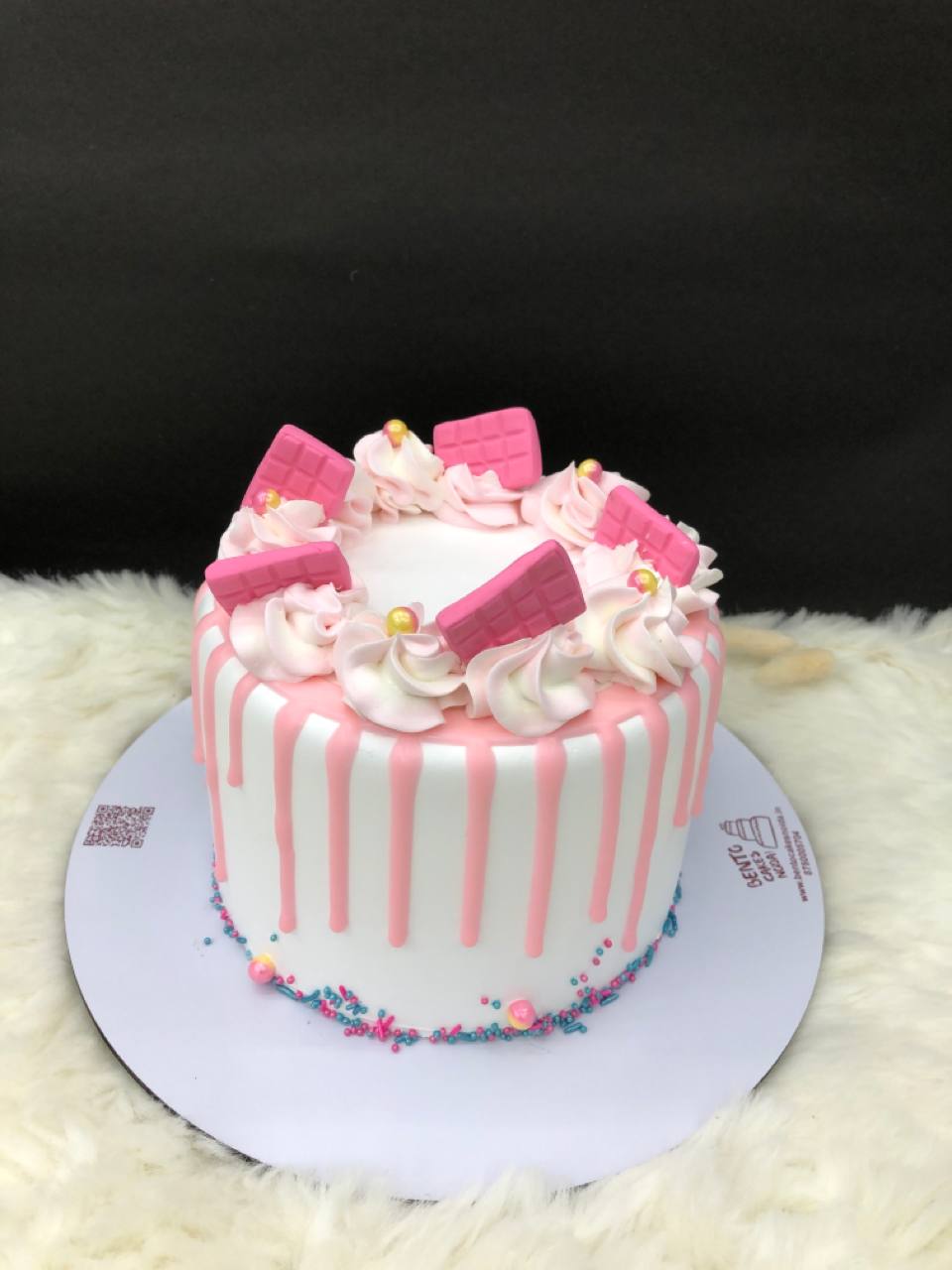 Fresh Strawberry Dream Cake