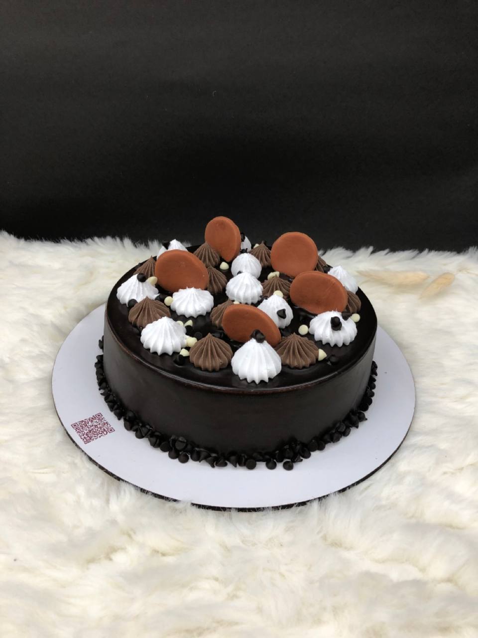 Choco Chip Delight Cake