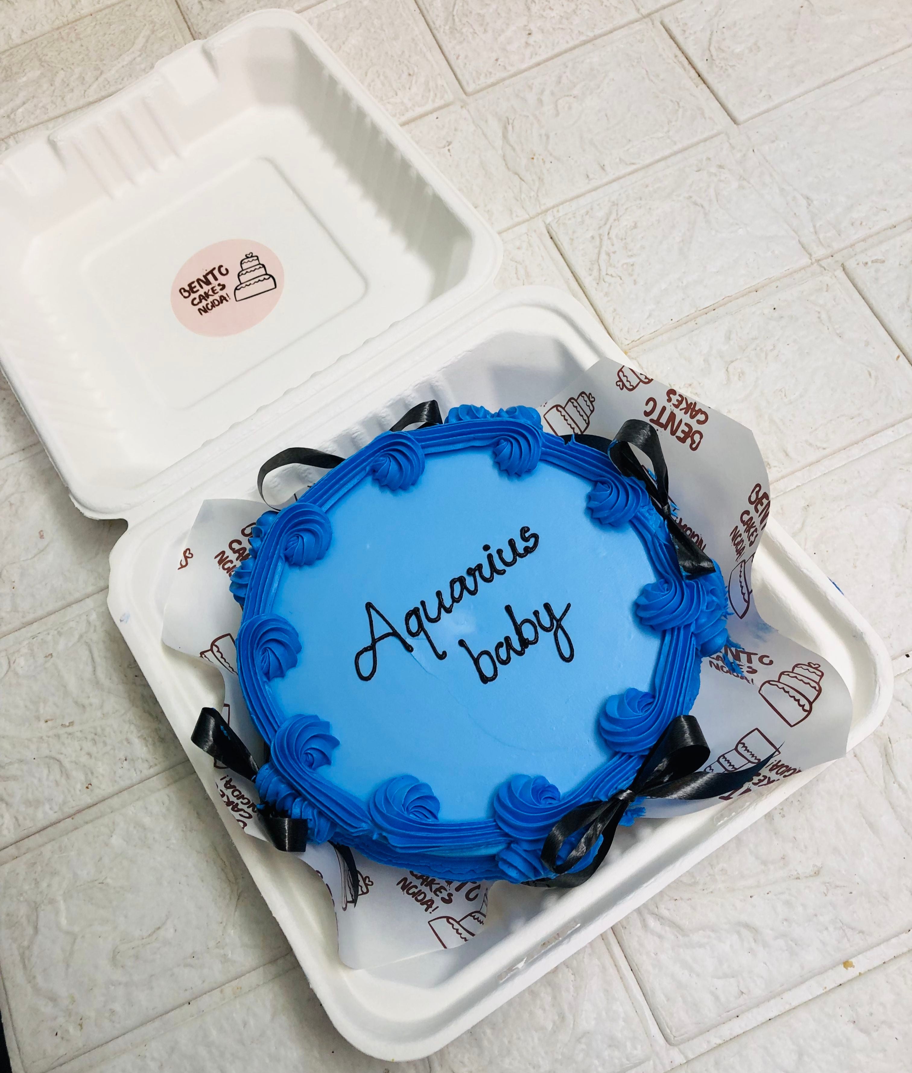 Aquarius Baby Bento Cake - Blue Zodiac-Themed Delight