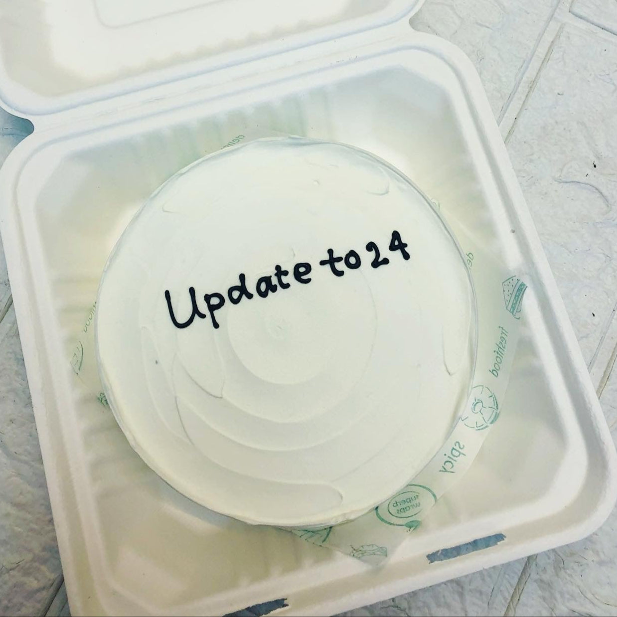 White color bento cake is designed for birthday occasions for the buddy who turns to 24 years age.