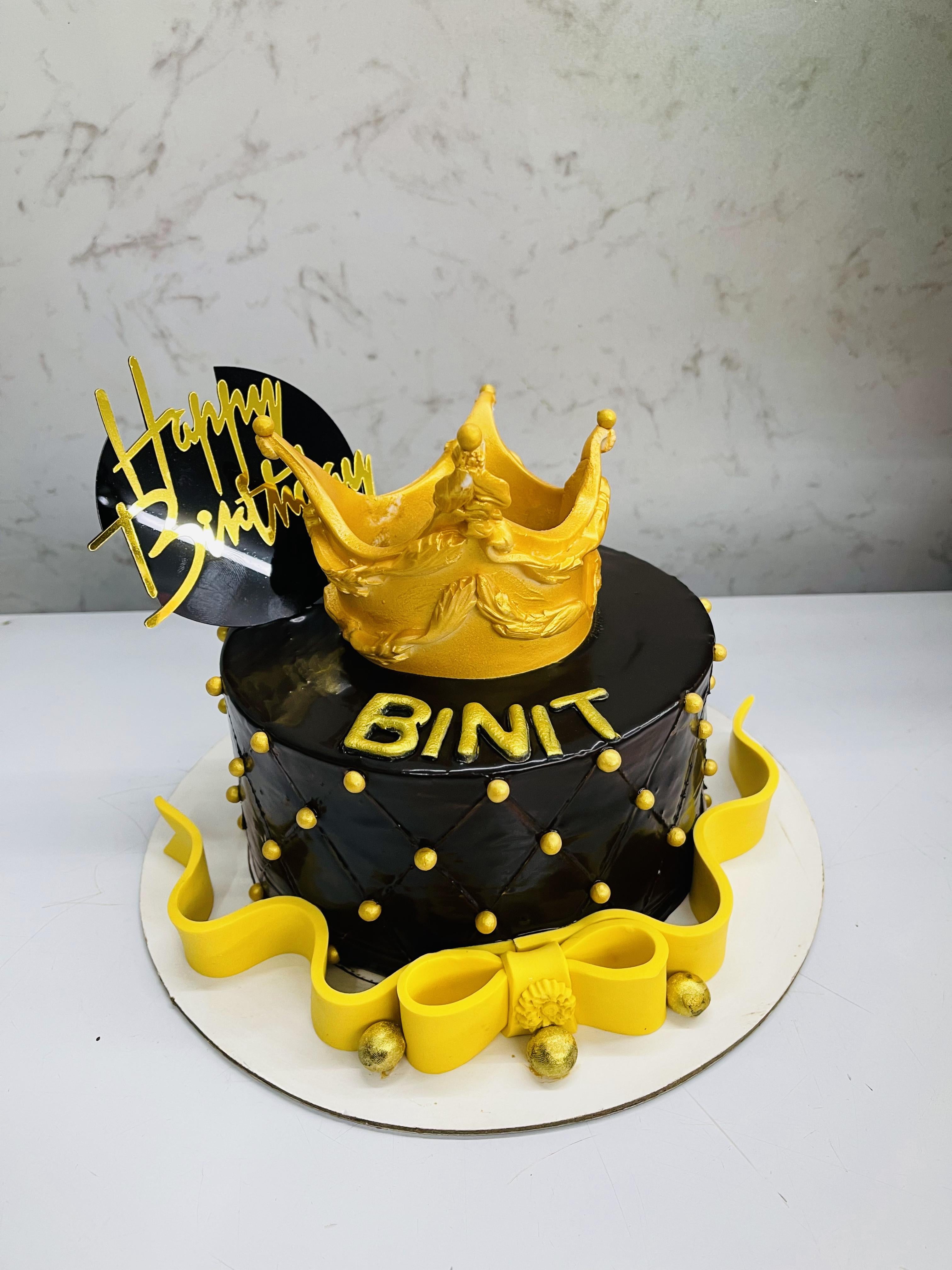 Black & Gold Crown Cake