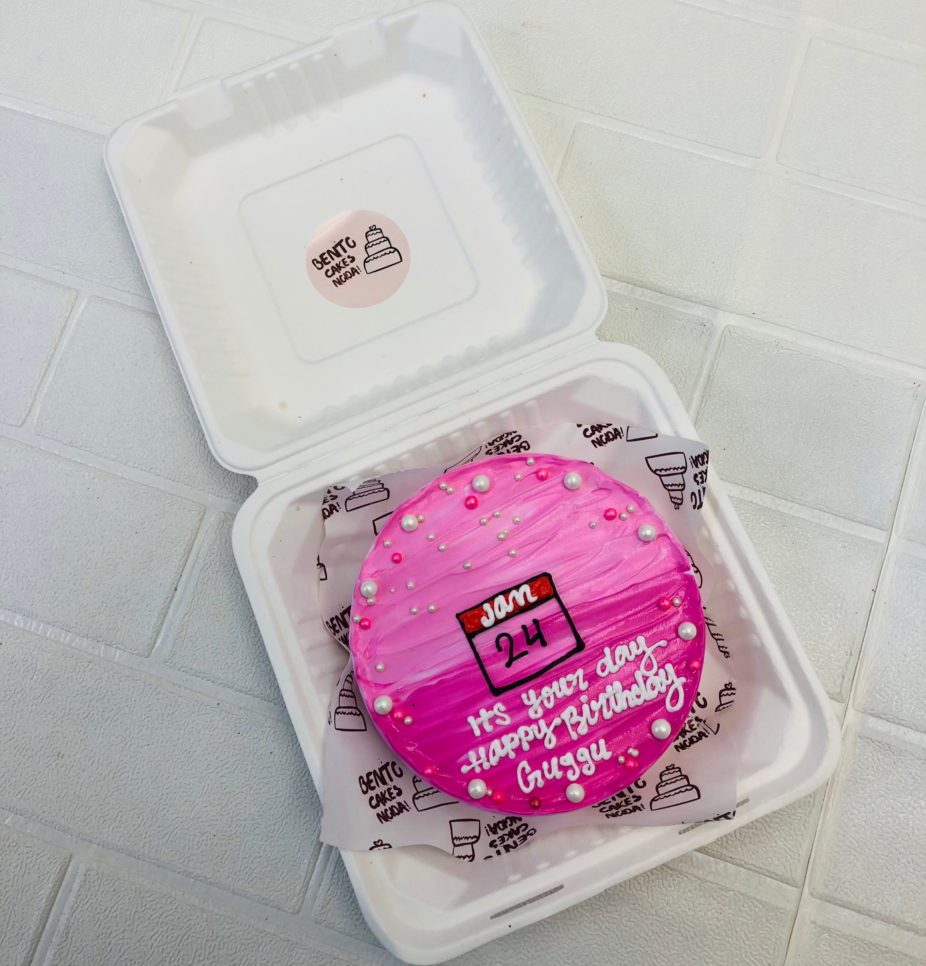 Aesthetic pink shades birthday theme calendar bento cake.
