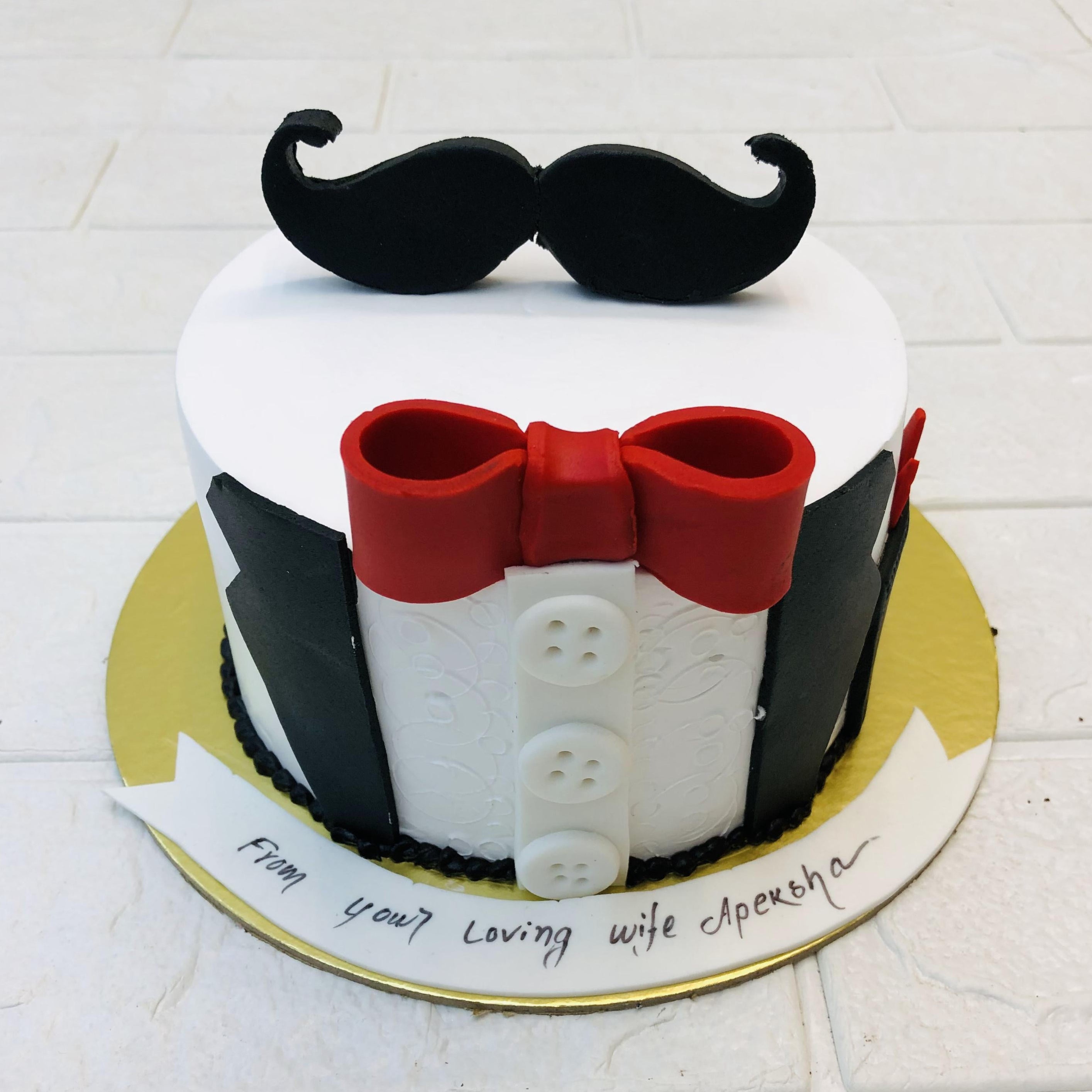 Gentleman Designer Cake