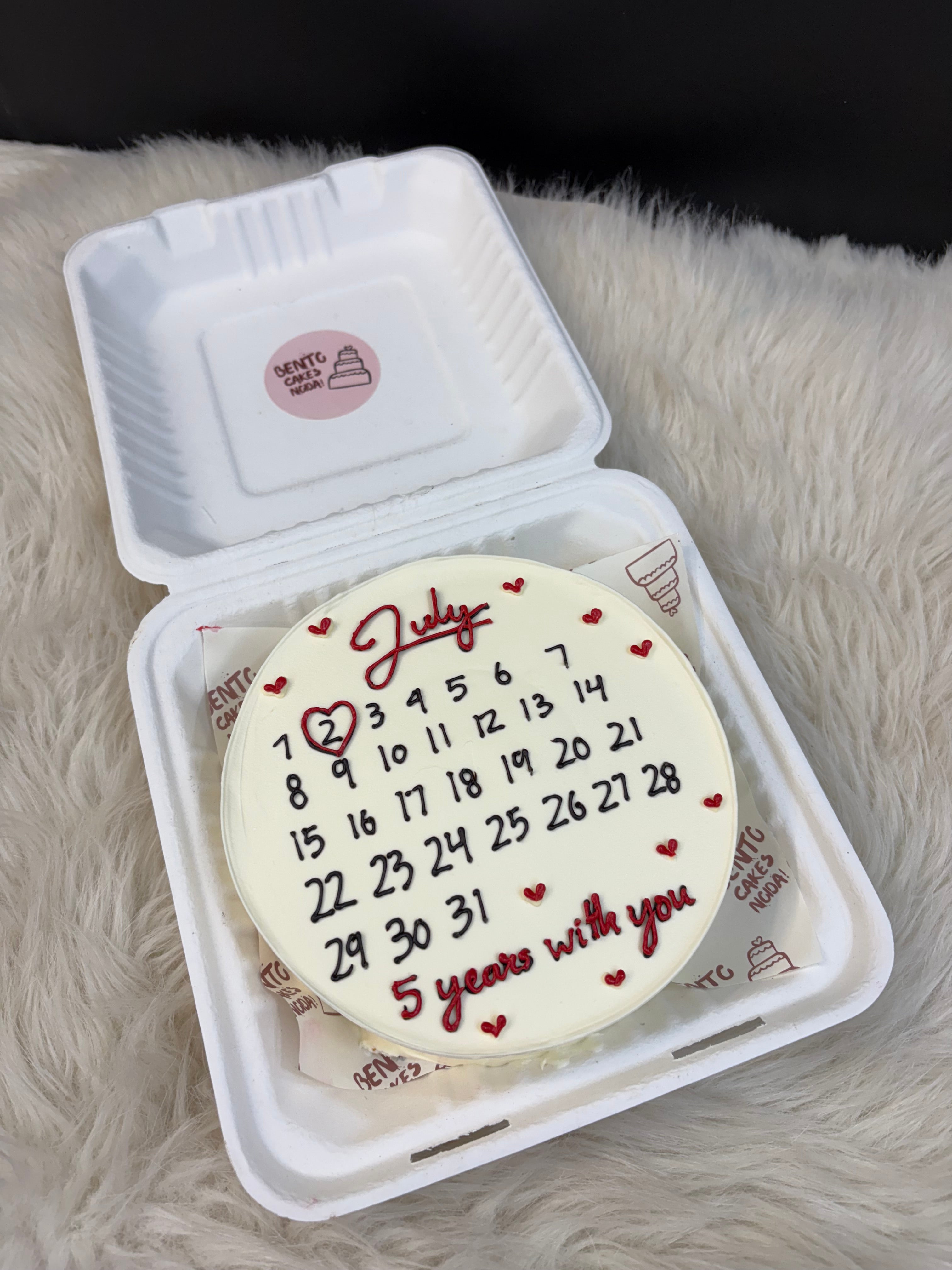 Calendar Anniversary Bento Cake – 5 Years Special