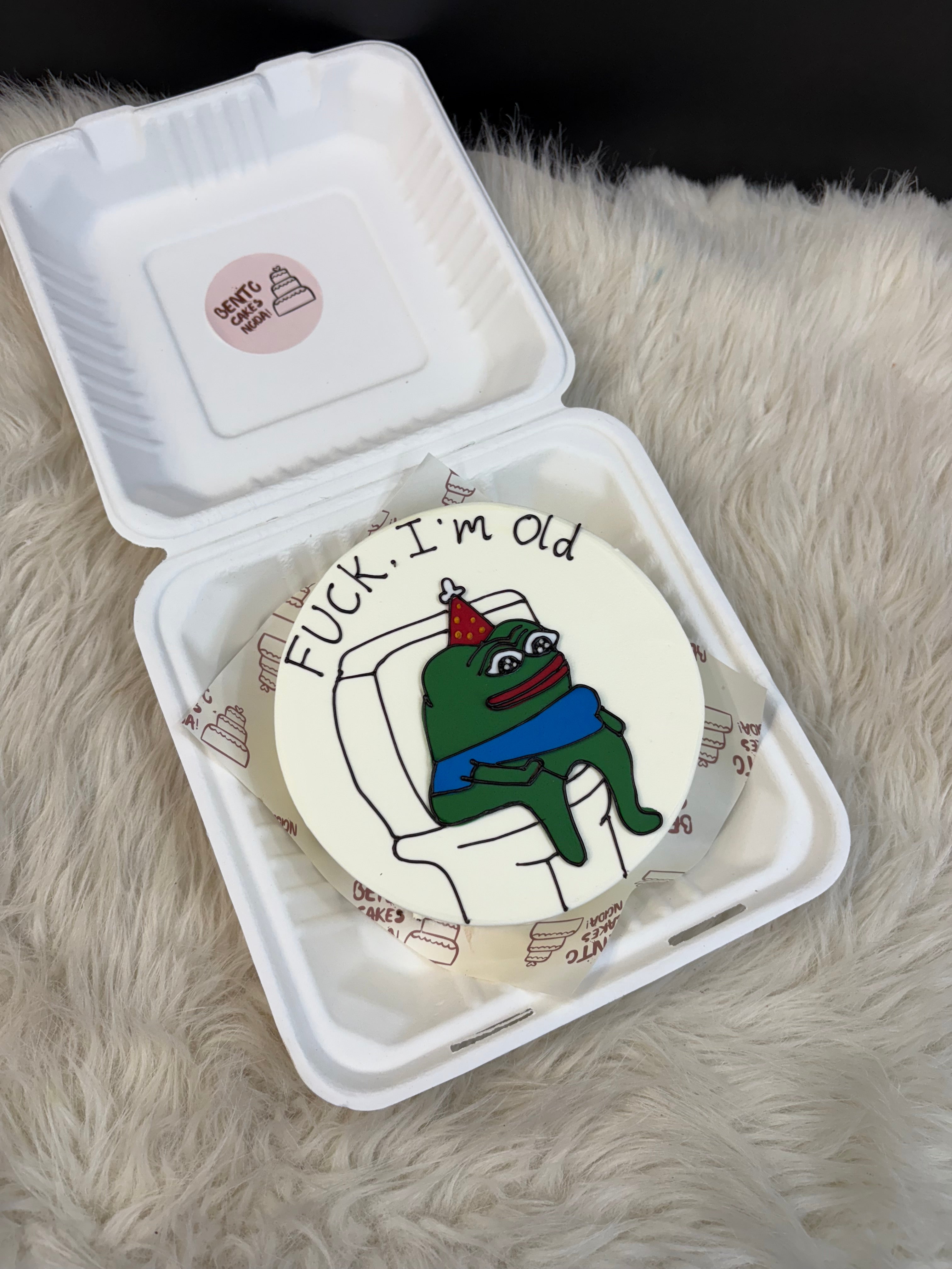 Funny Frog Meme Bento Cake – Birthday Humor Special