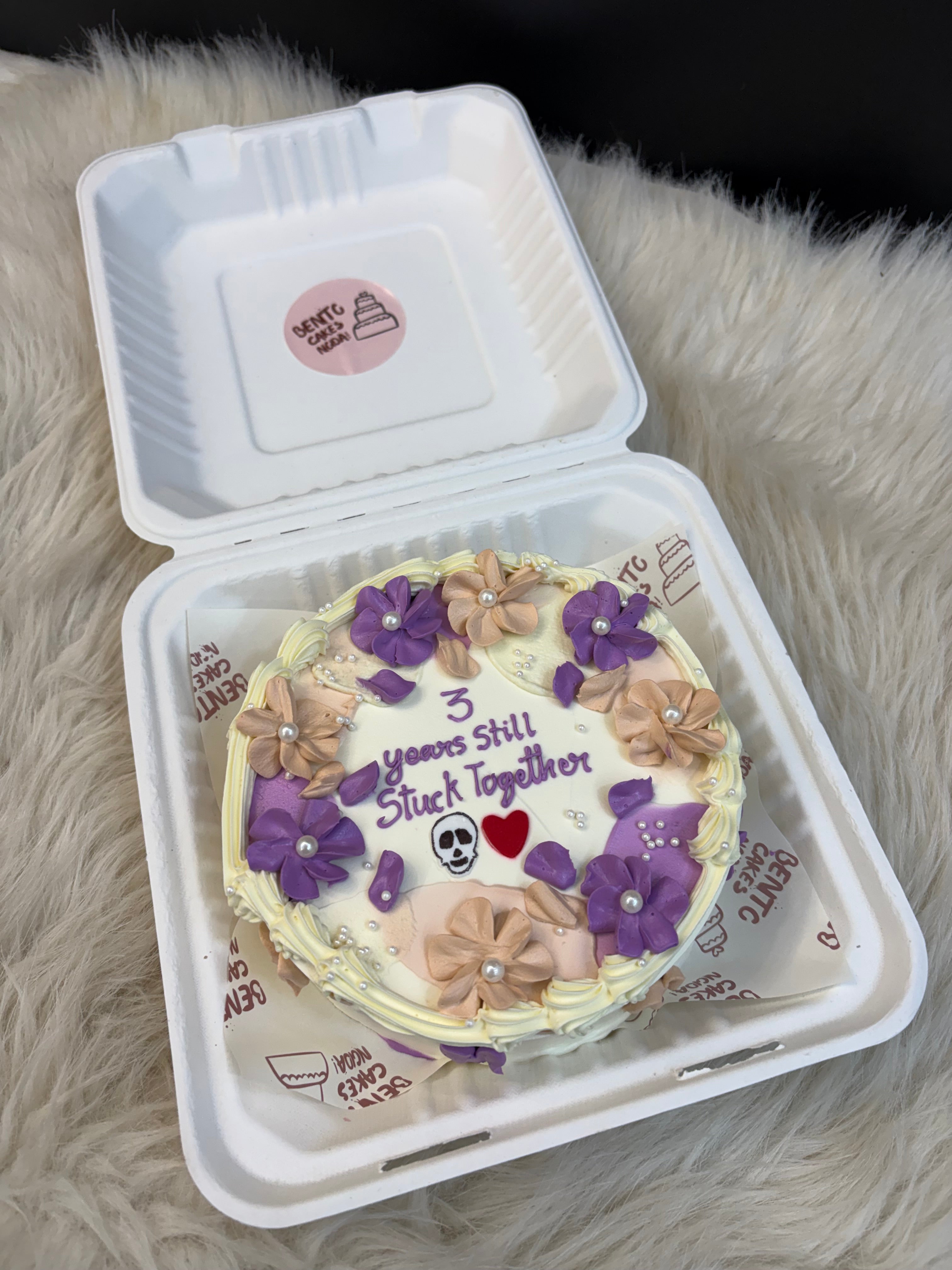 Funny Anniversary Bento Cake – 3 Years Stuck Together