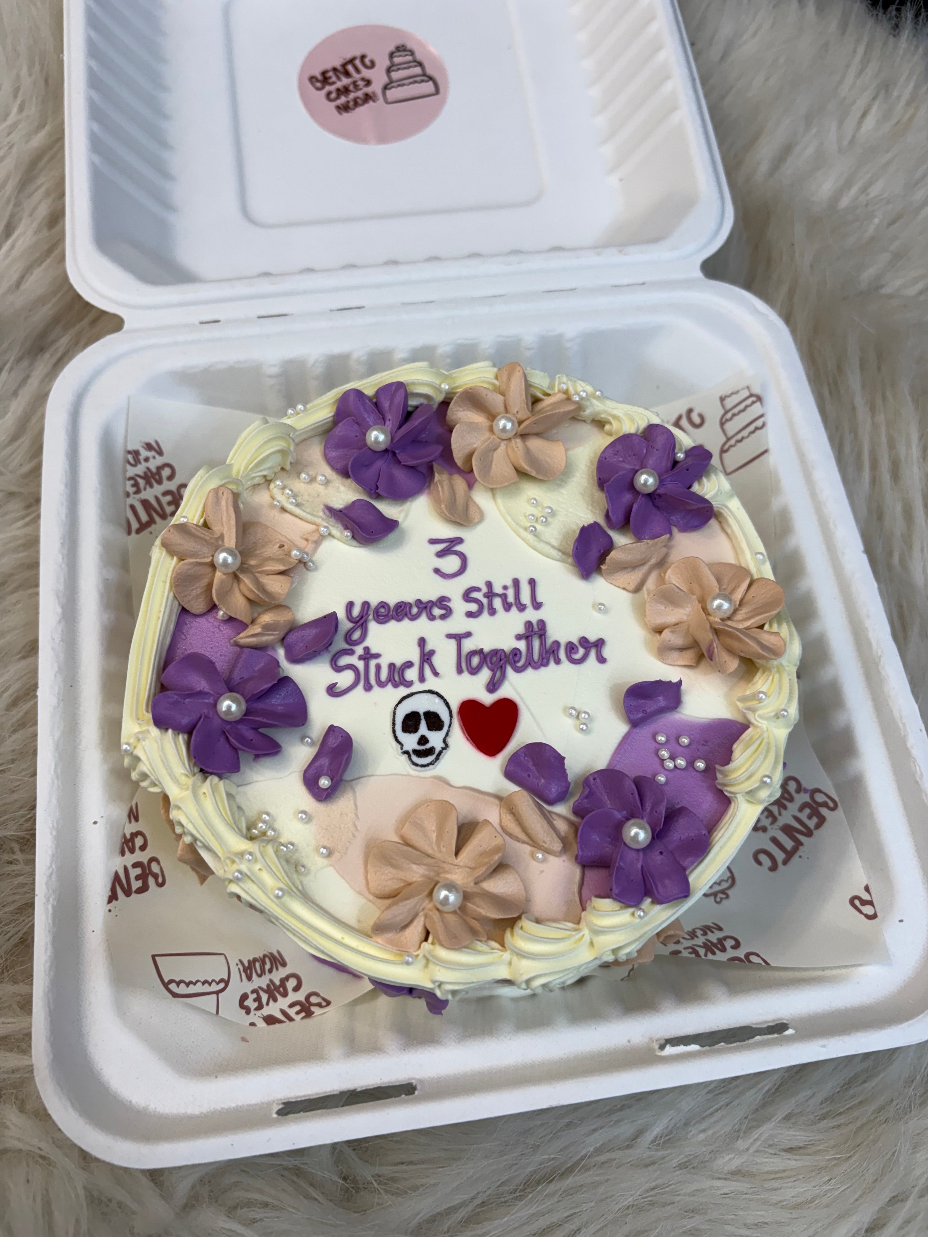 Funny Anniversary Bento Cake – 3 Years Stuck Together