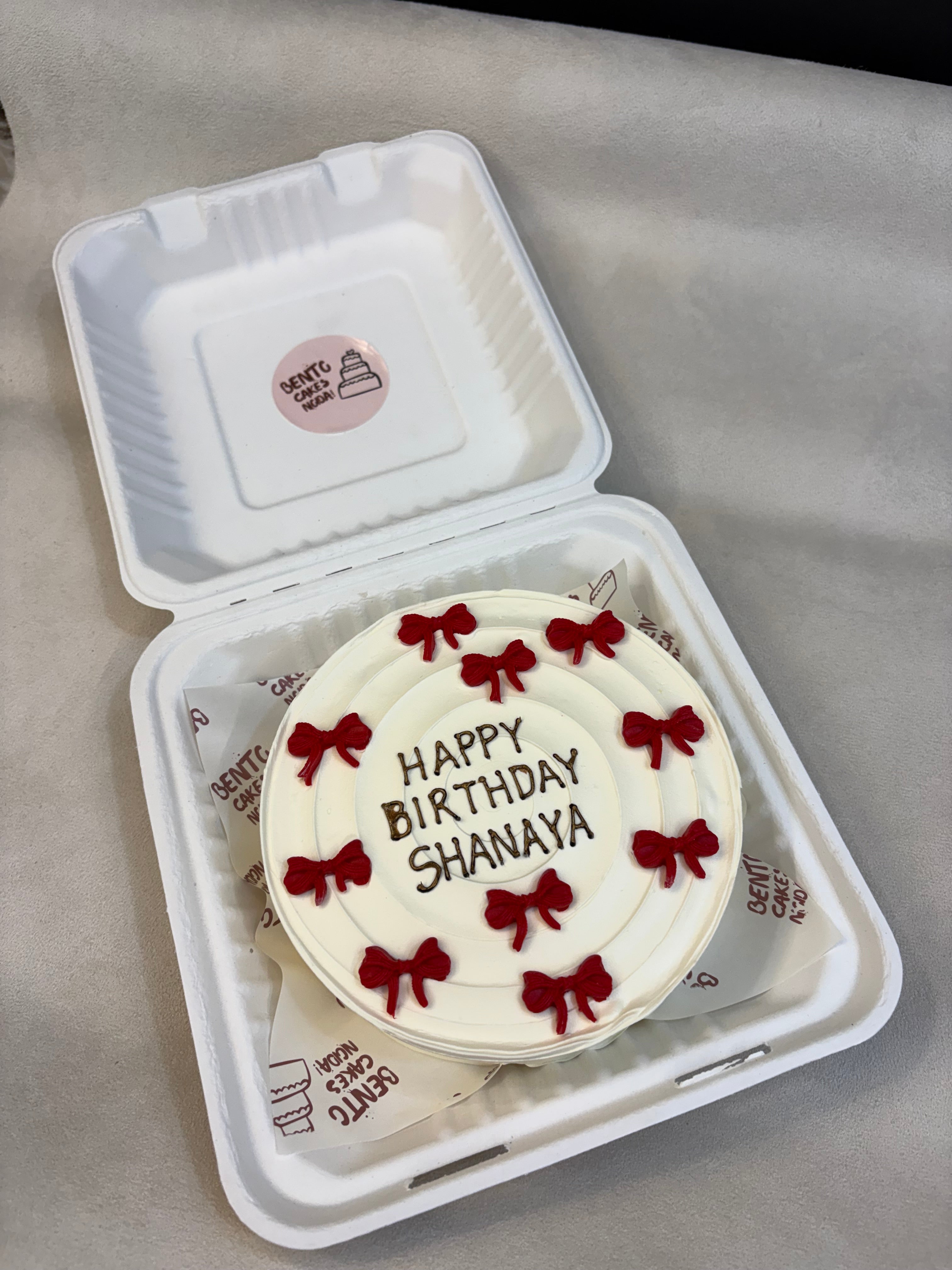 Elegant Floral Bento Cake – Birthday Special