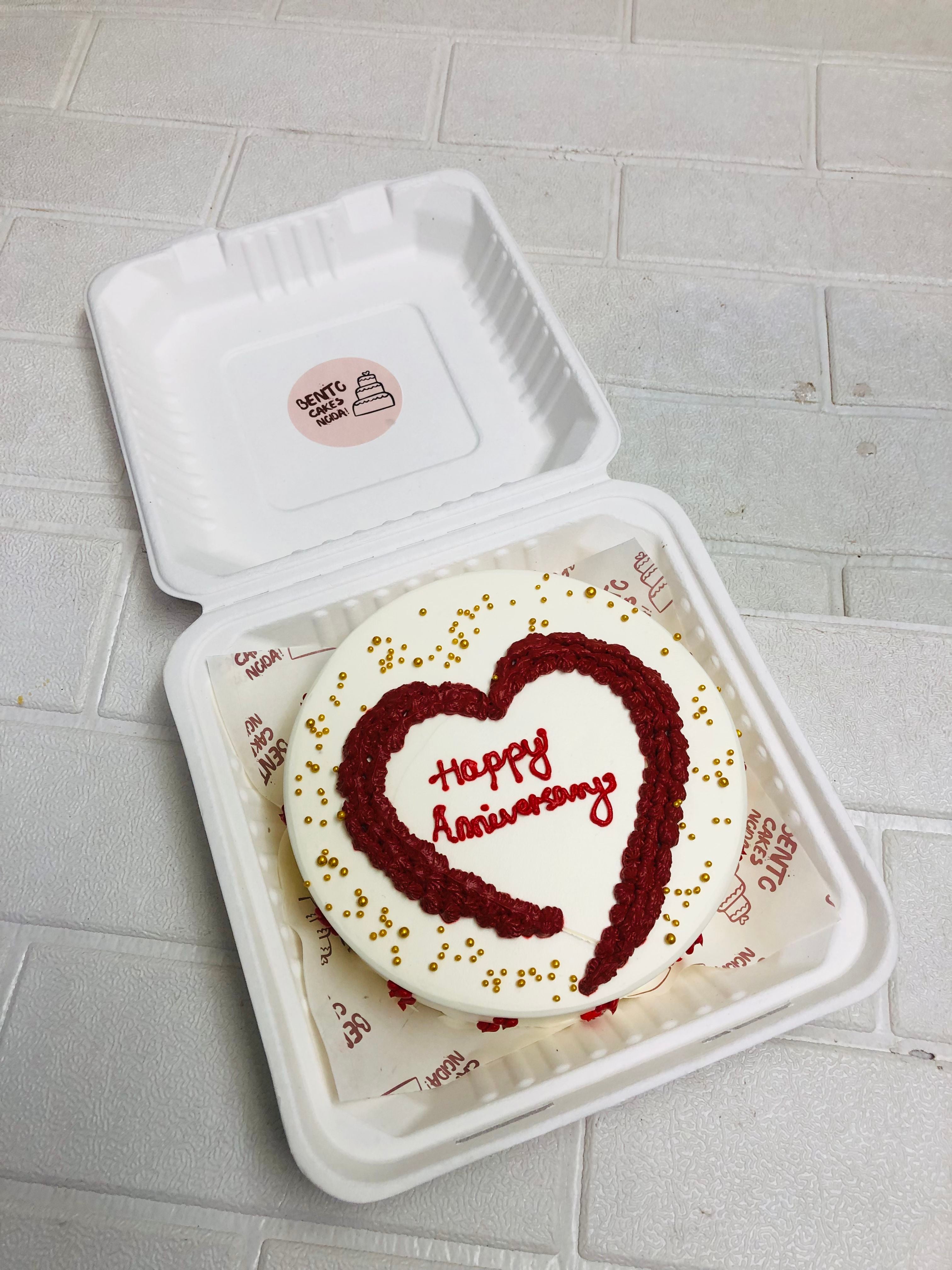 Romantic Heart Anniversary Bento Cake