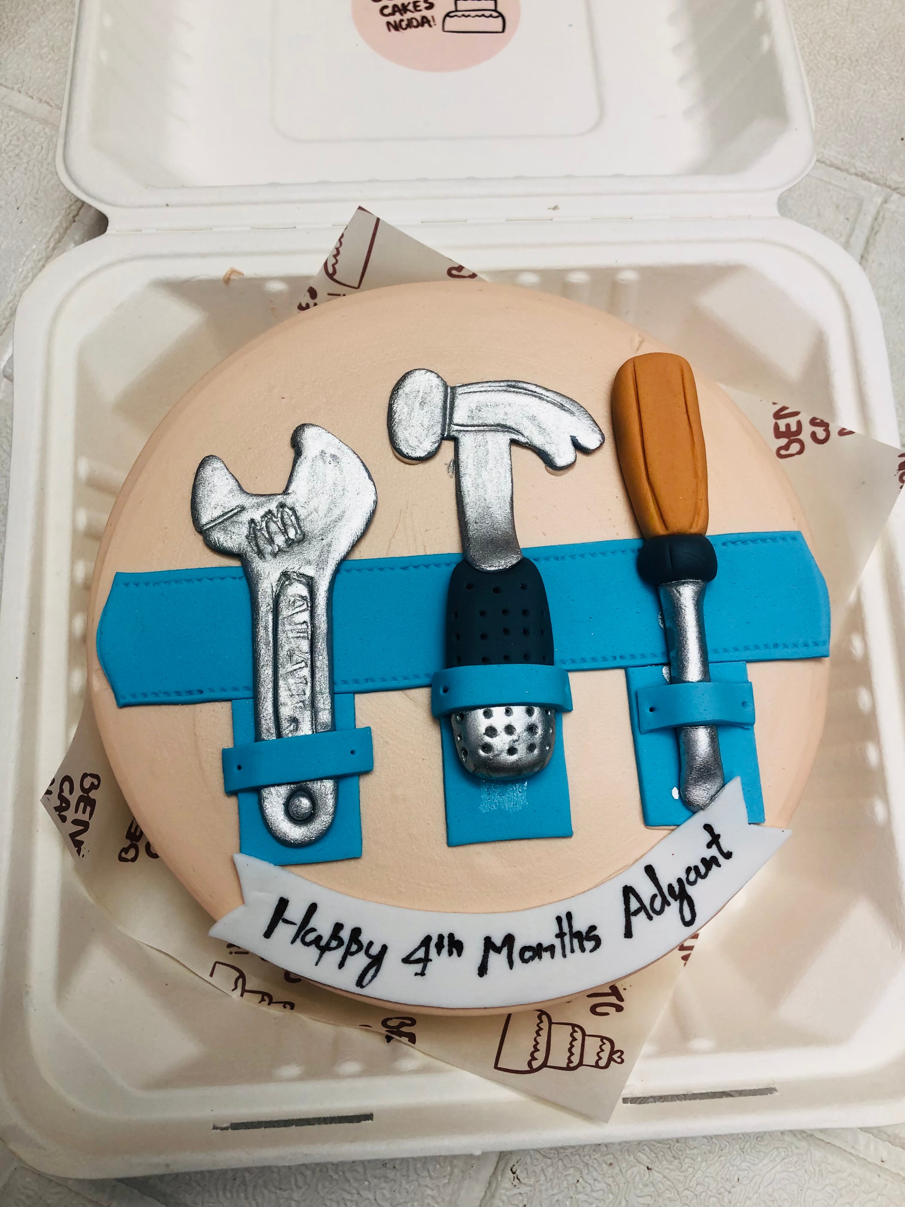Tool Theme Bento Cake