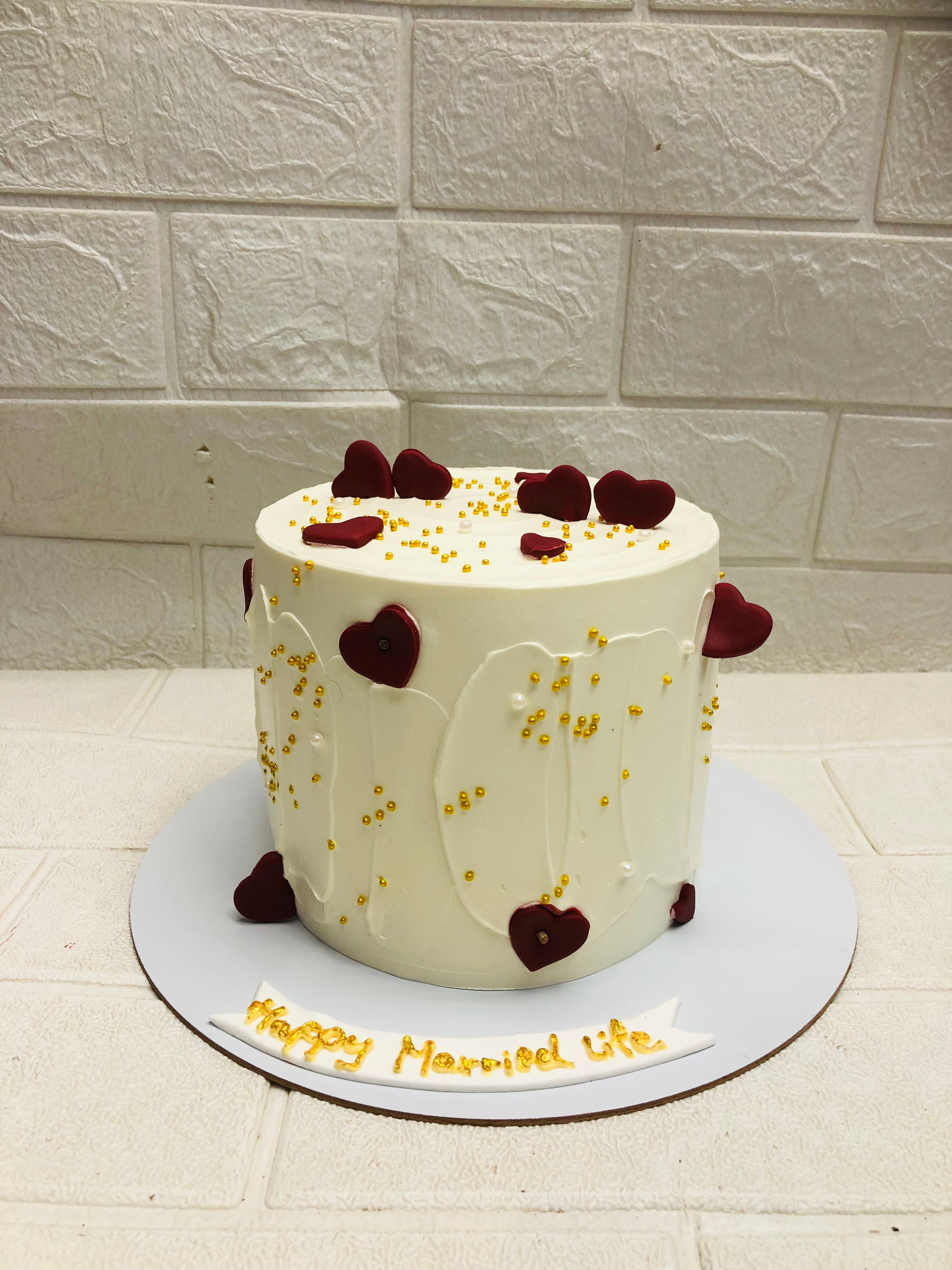 Elegant Happy Married Life Cake