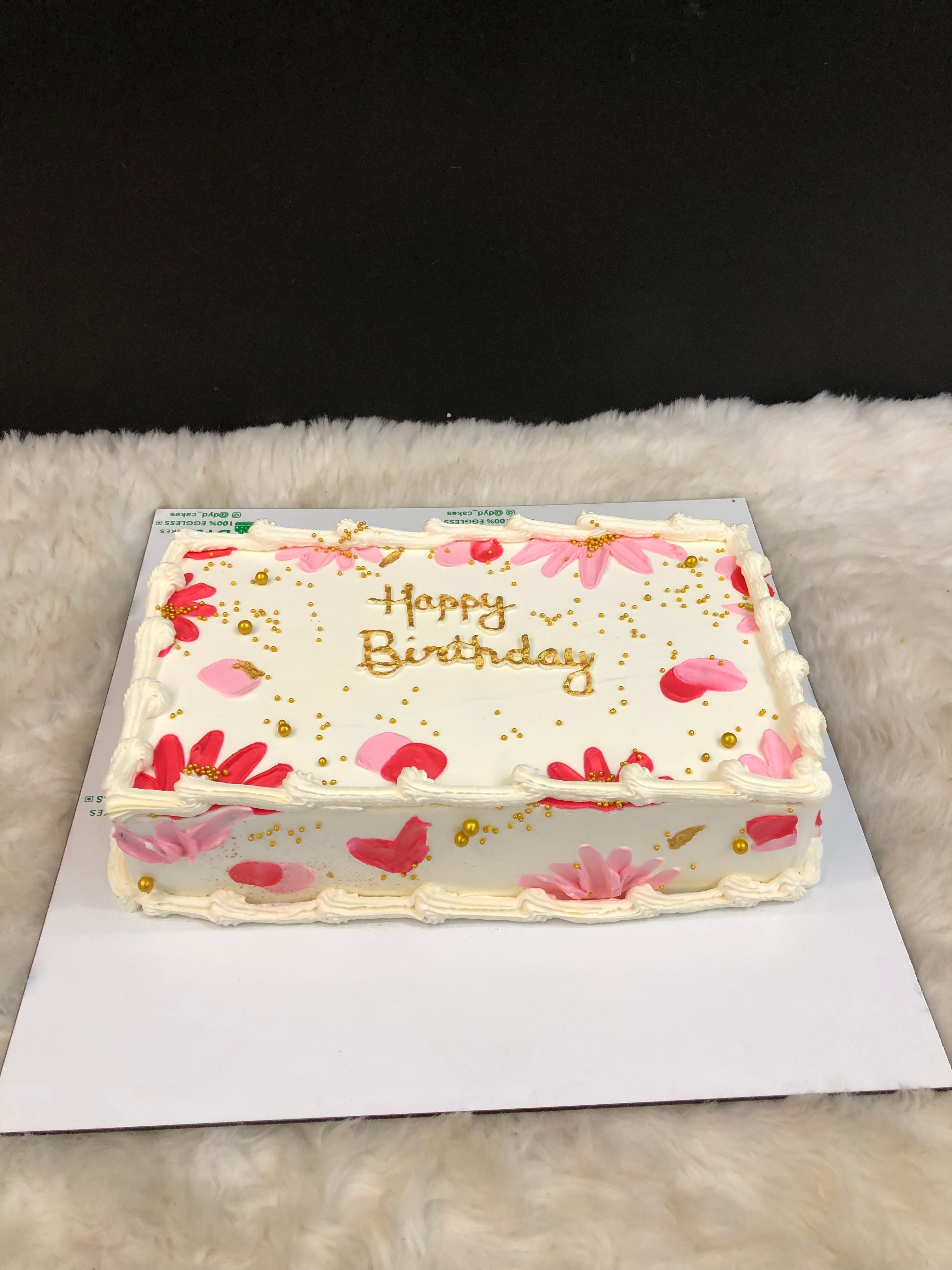 Elegant Floral Birthday Cake