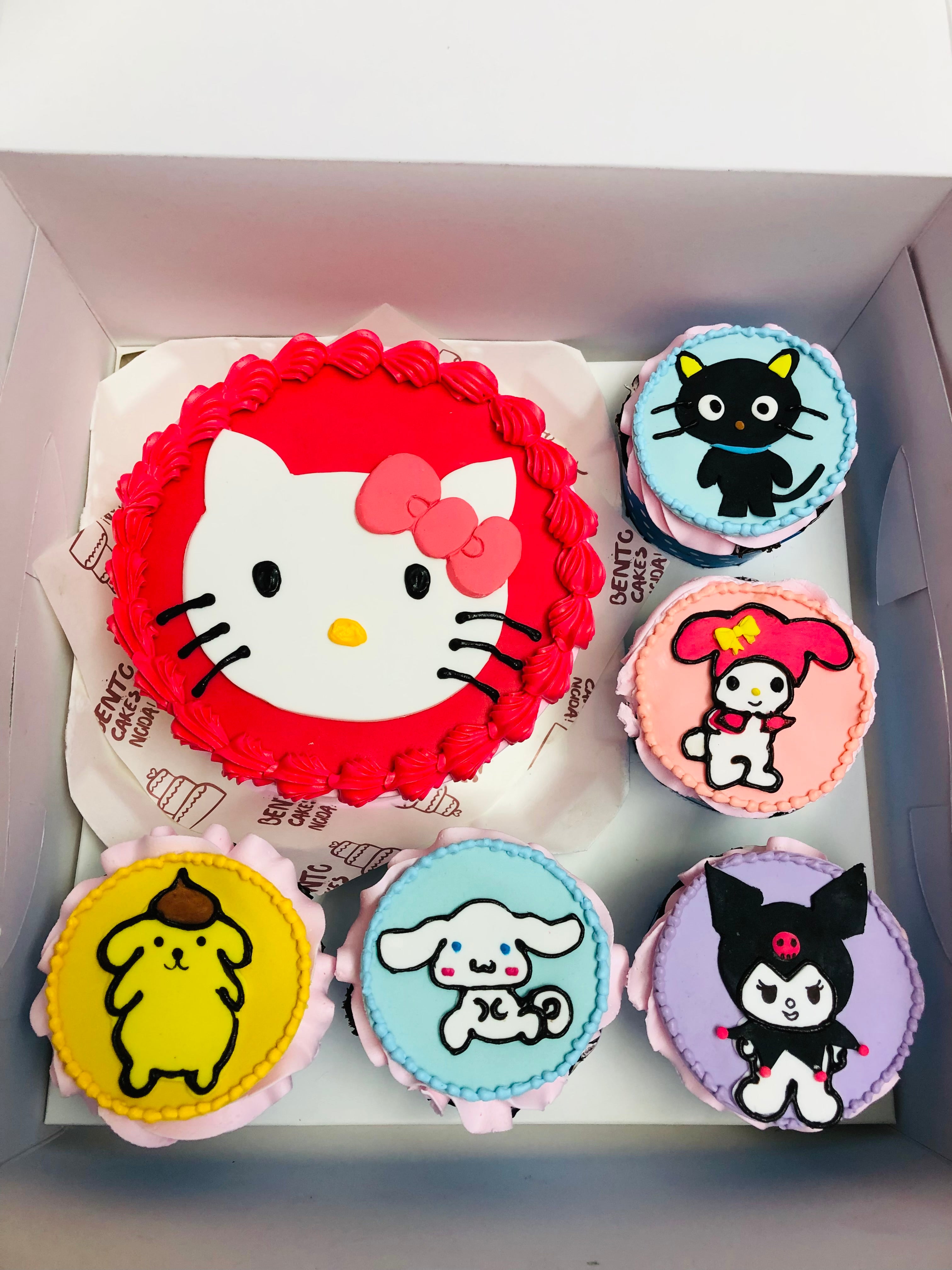 Hello Kitty & Sanrio Bento Cake Set