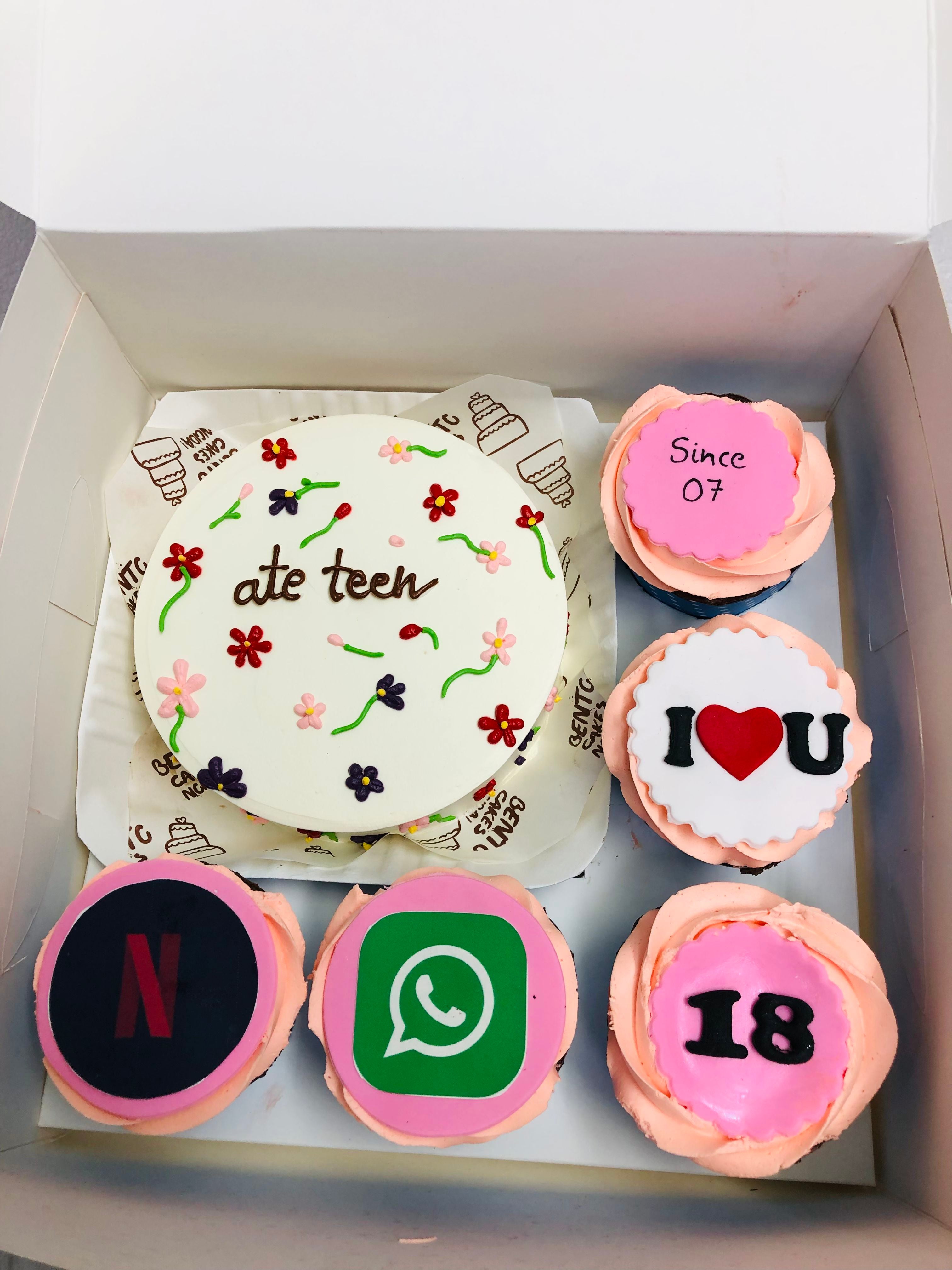 18th Birthday Cake &amp; Cupcake Set