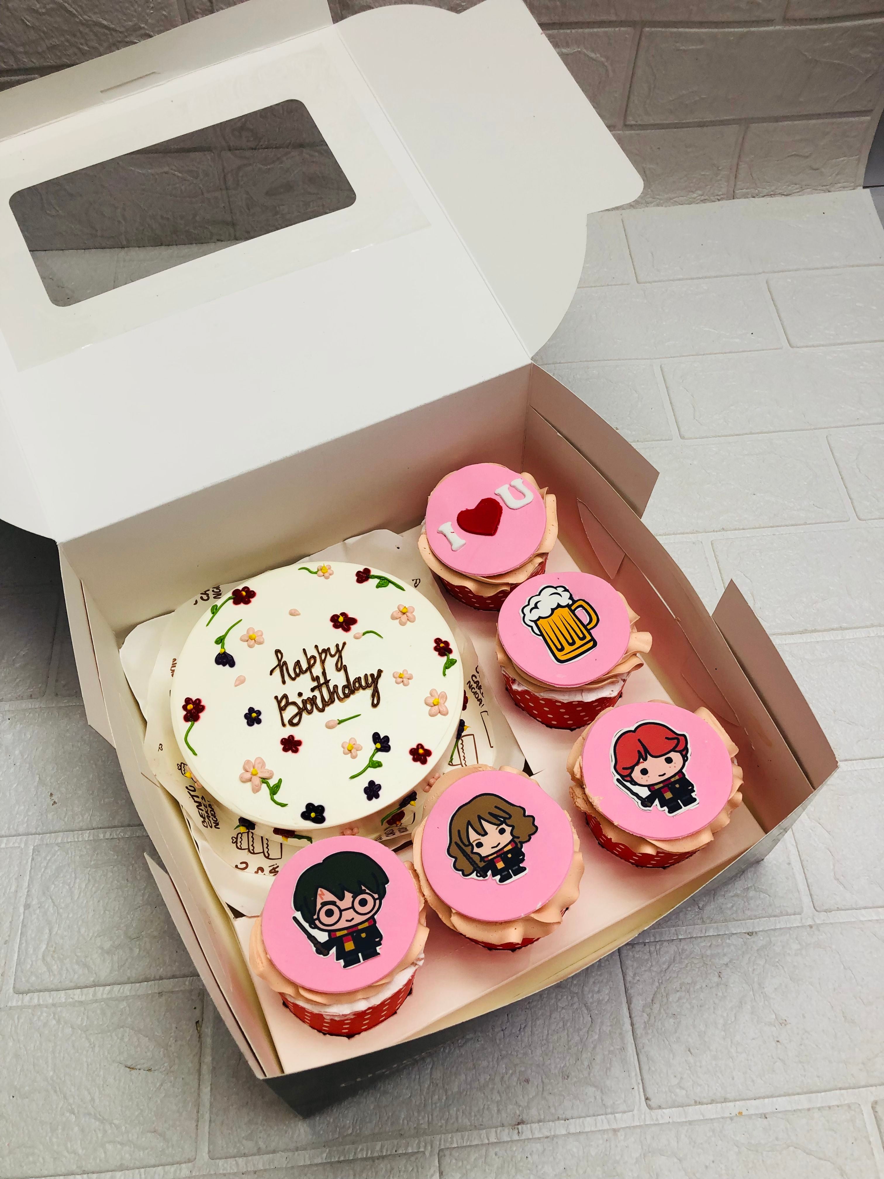 Cartoon Icons combo cake