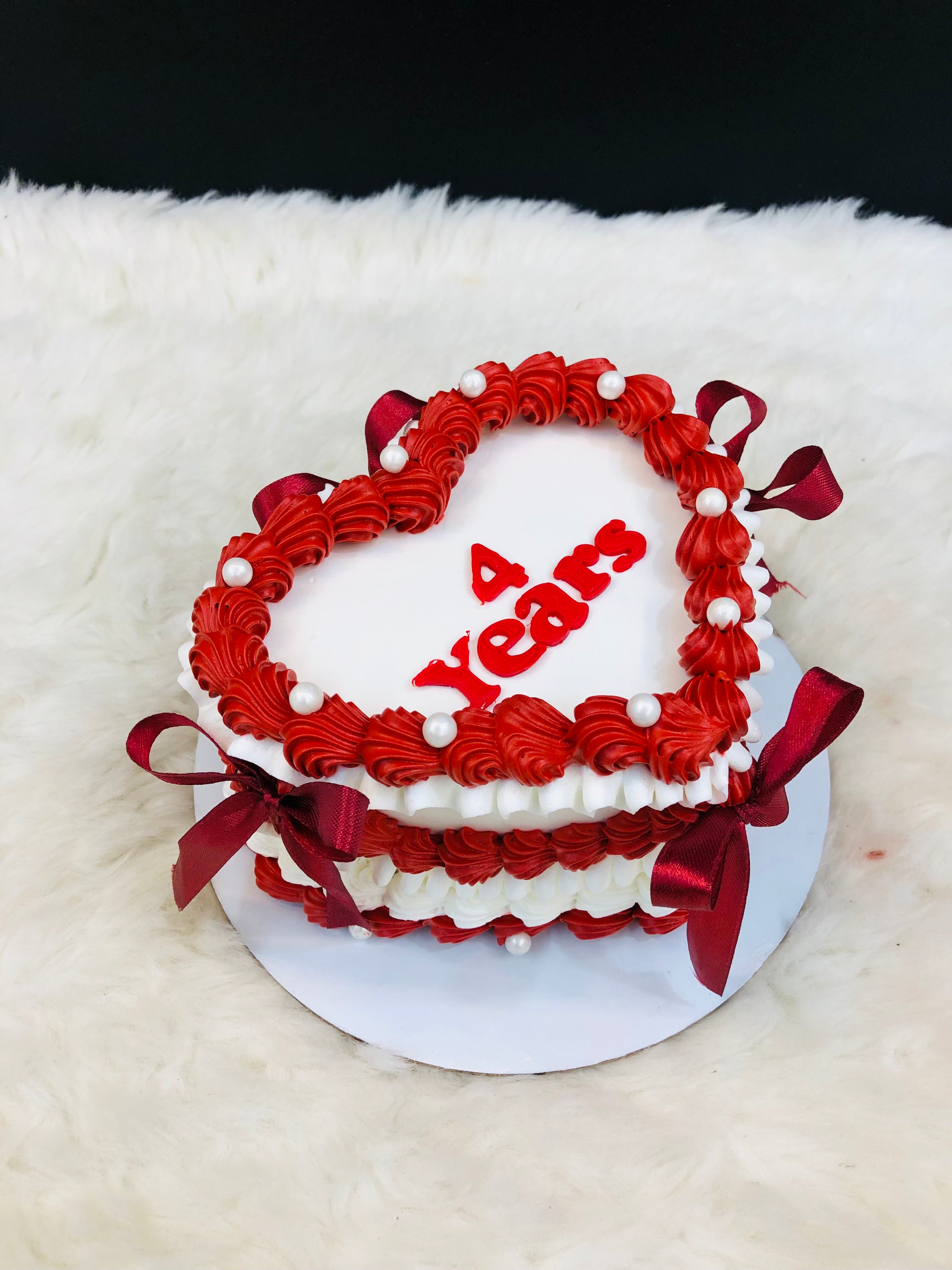 4 years Heart-Shaped Anniversary Cake