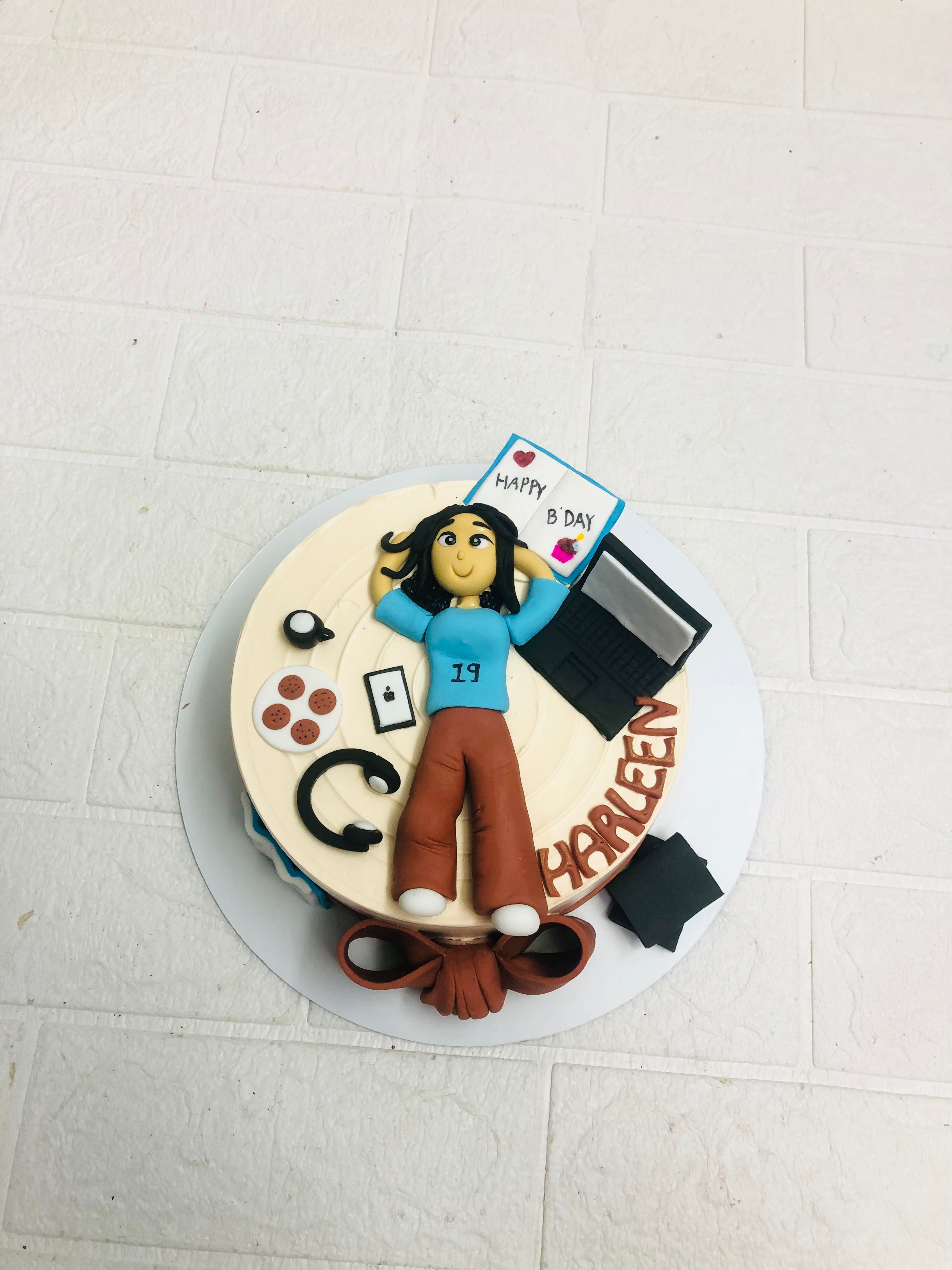 3D 19th Birthday Cake