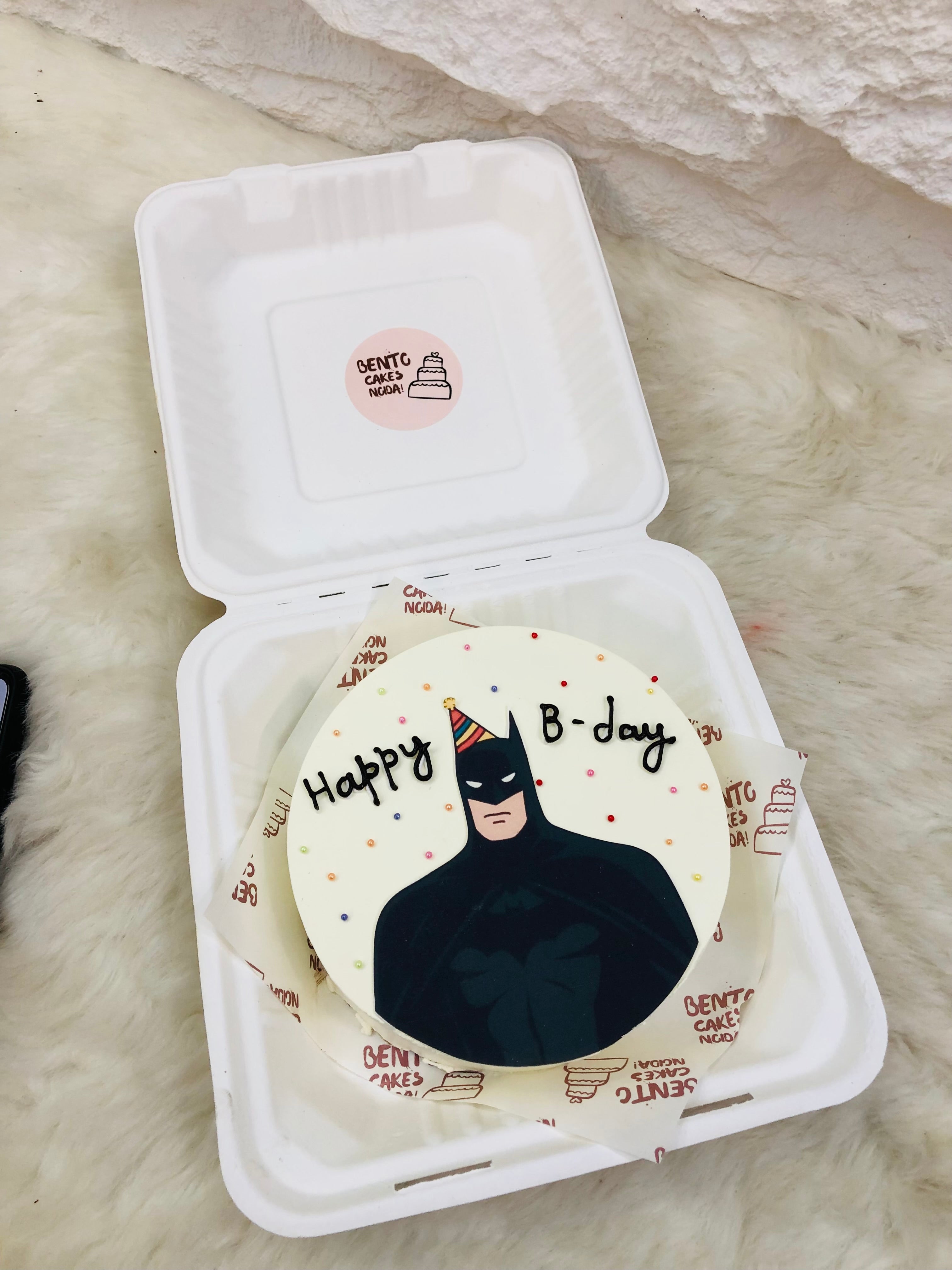Batman Theme Bento Cake