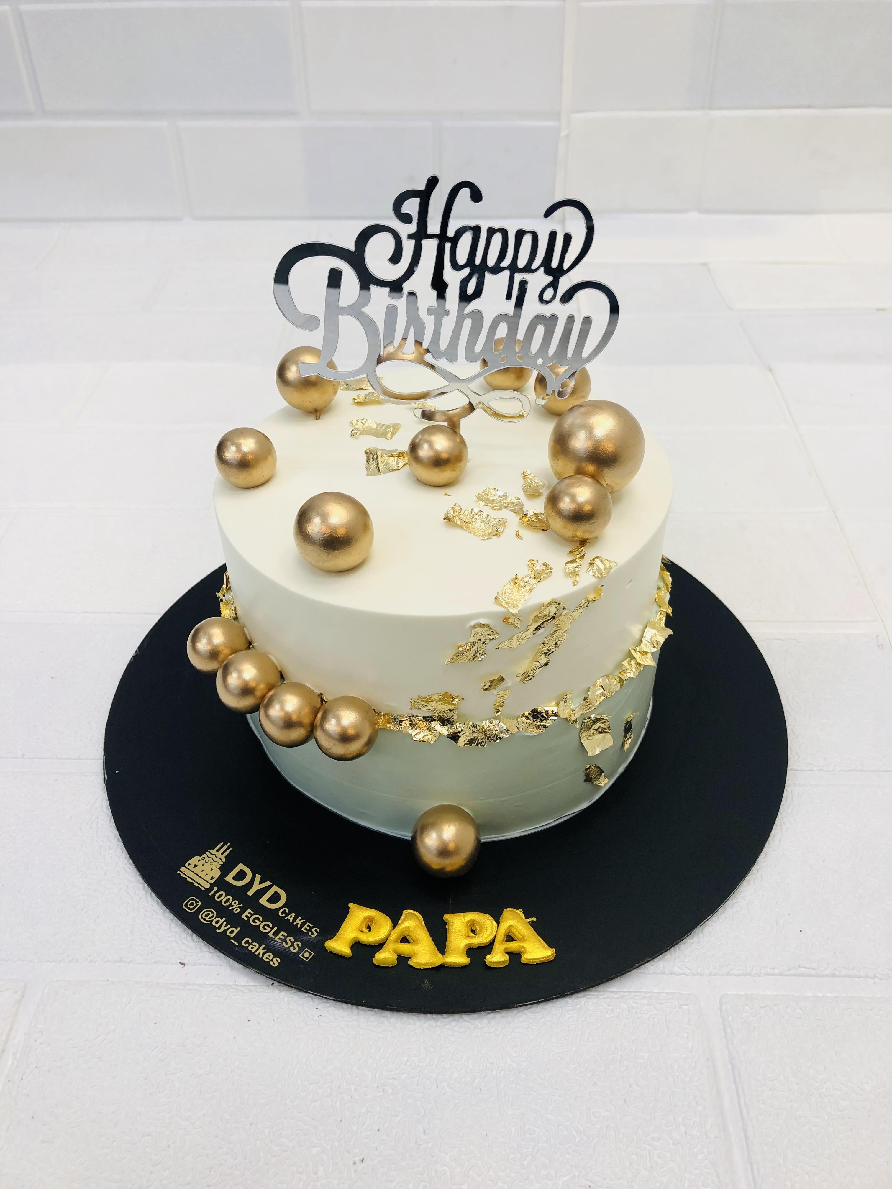 Royal White Theme Cake