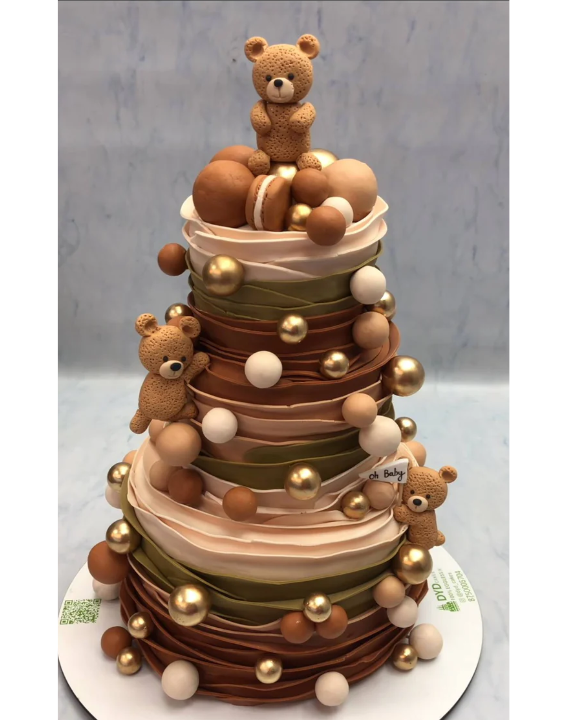 "Oh Baby” Teddy Tier Cake