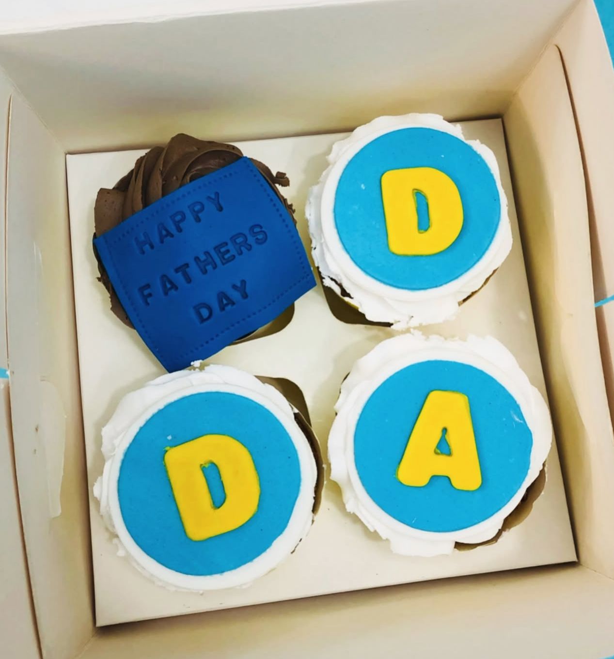 Father's Day Dad Cupcakes ( Set of 4)