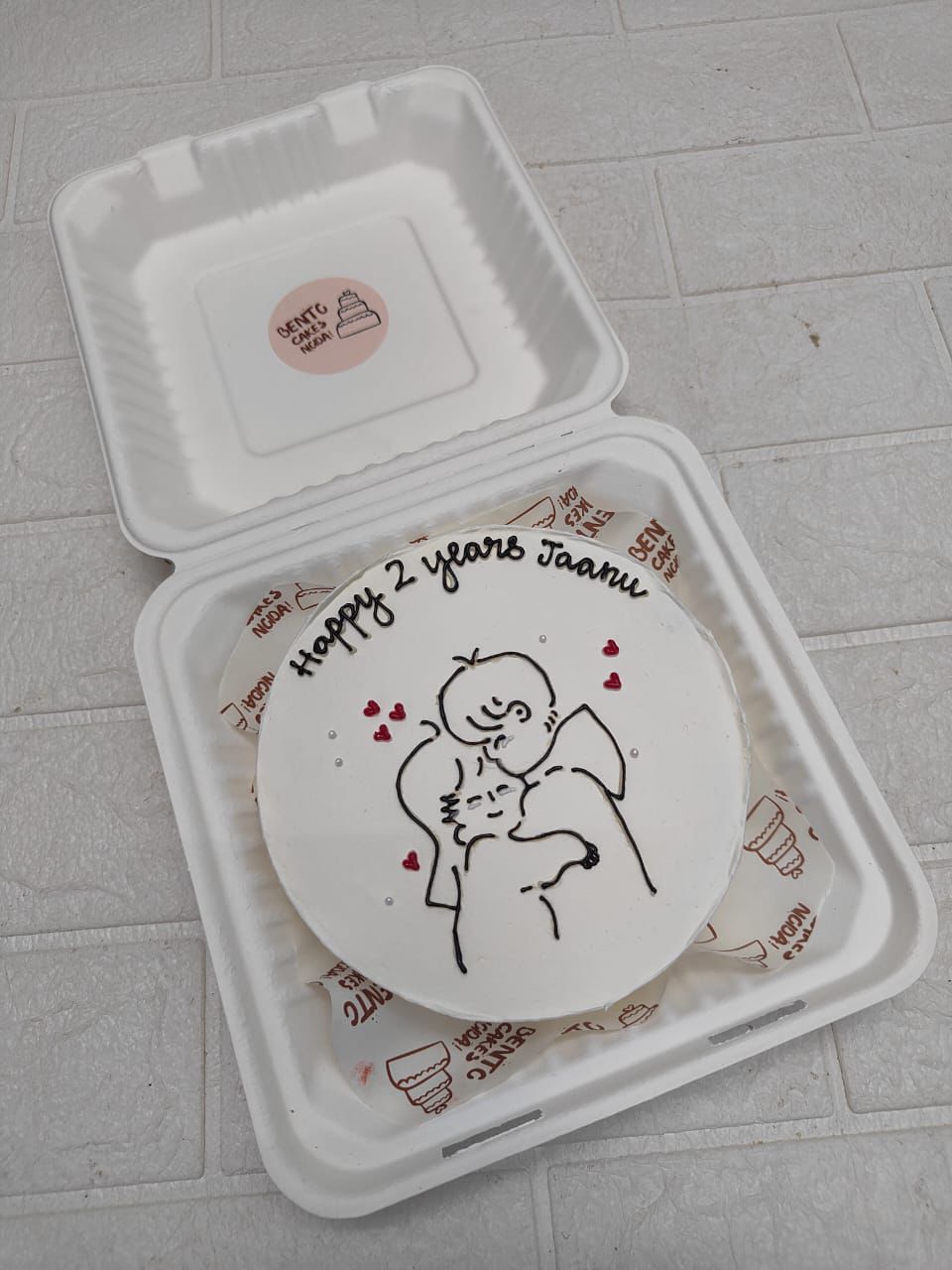 Jaanu Love white Bento cake