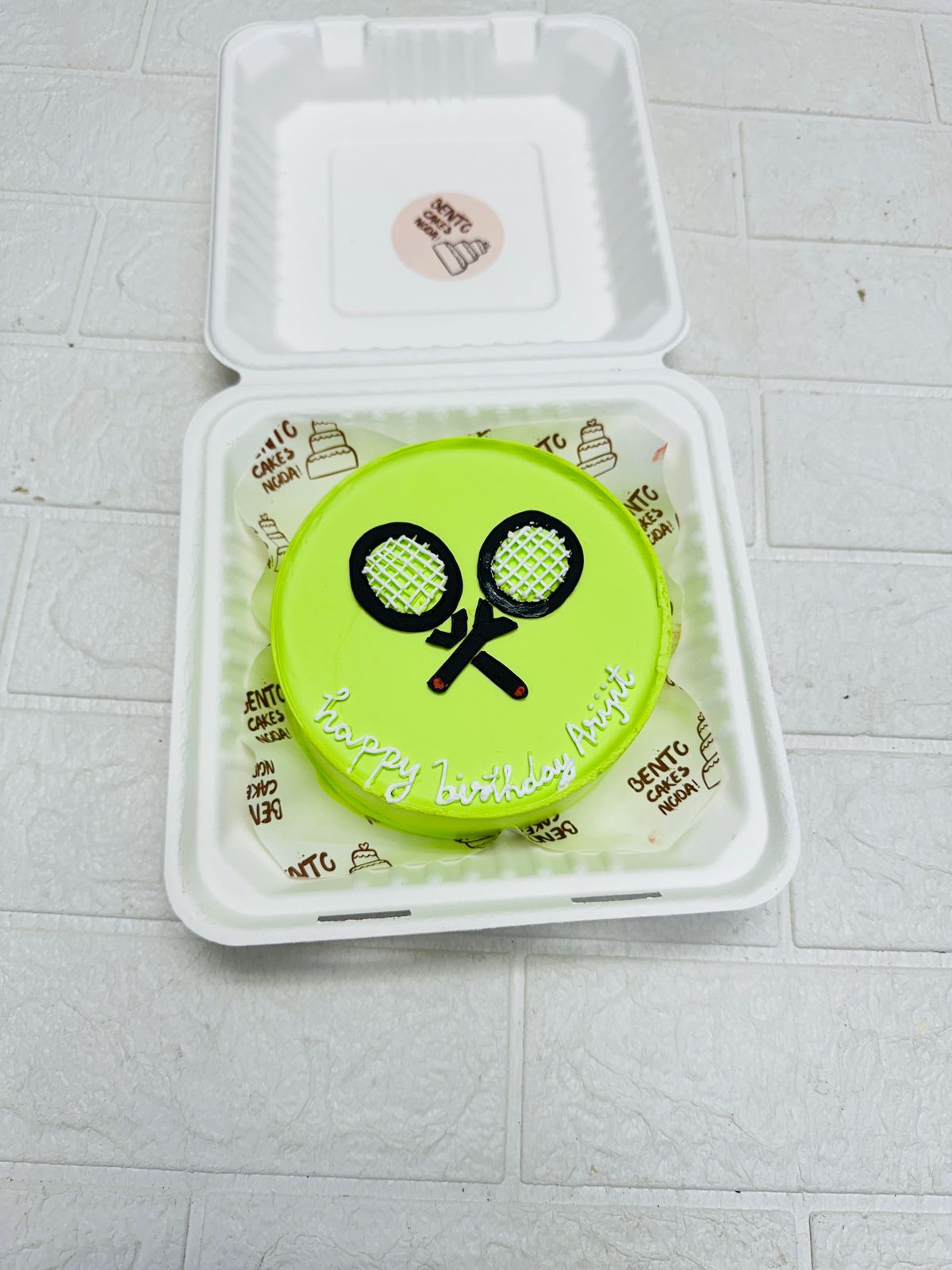 Tennis theme green Bento cake