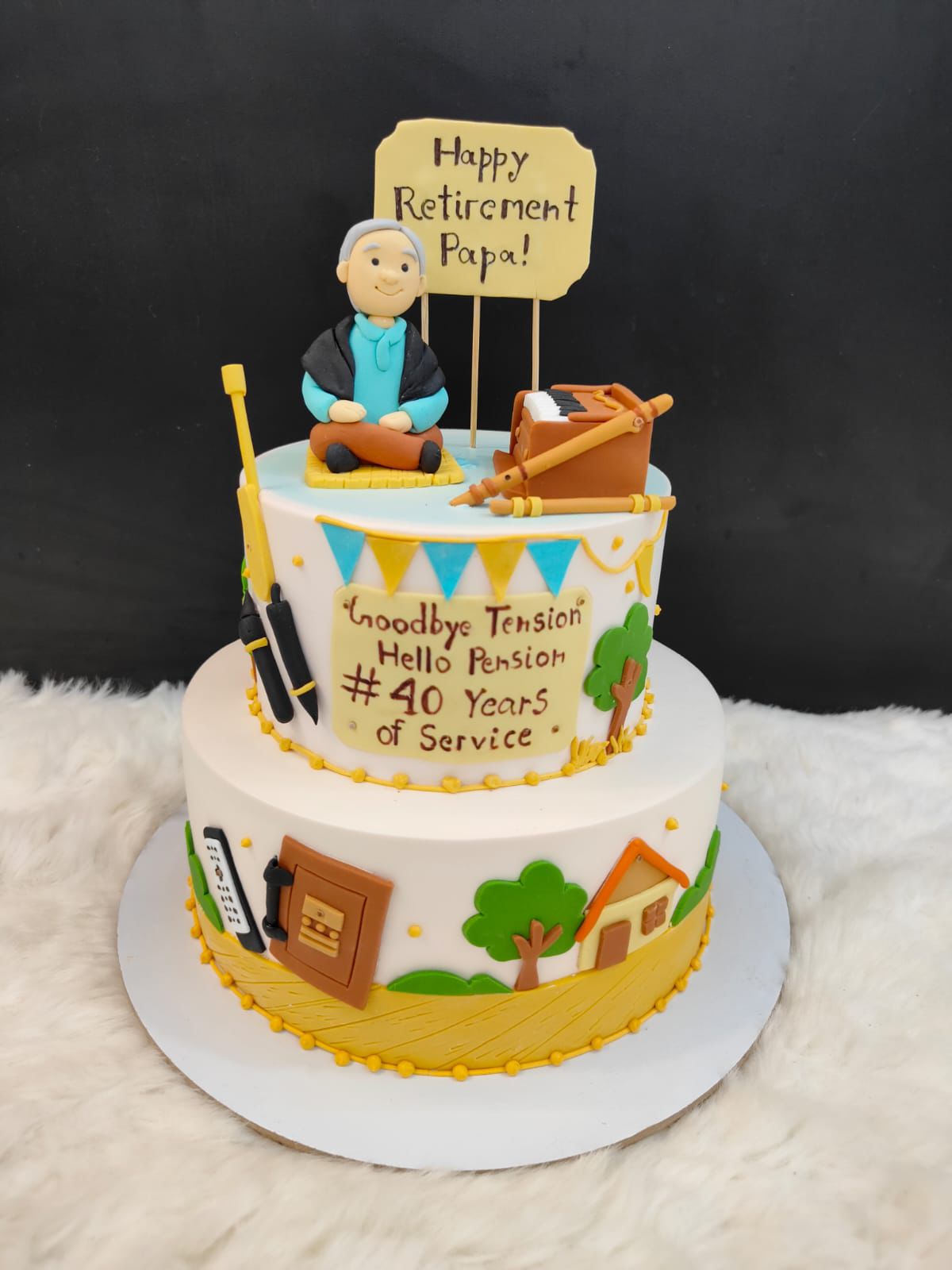 Personalized Retirement theme Cake