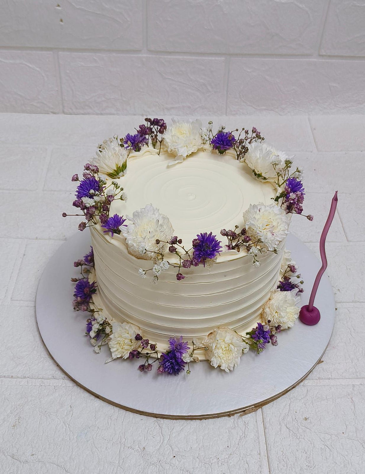 Whispers of Lavender – Floral Candle Cake