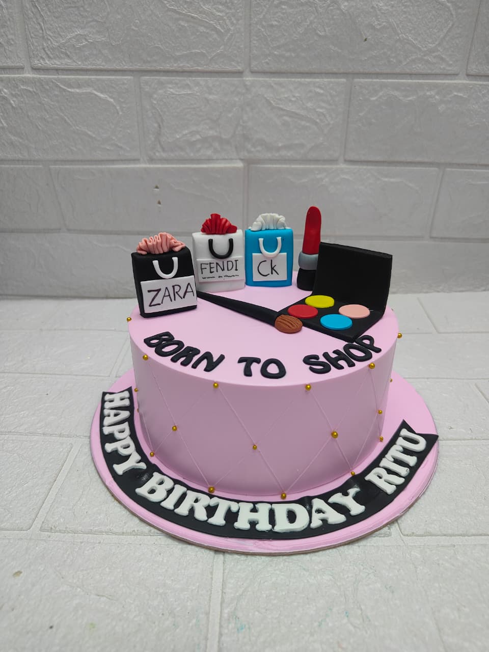 Makeup & Luxury Brand Theme cake