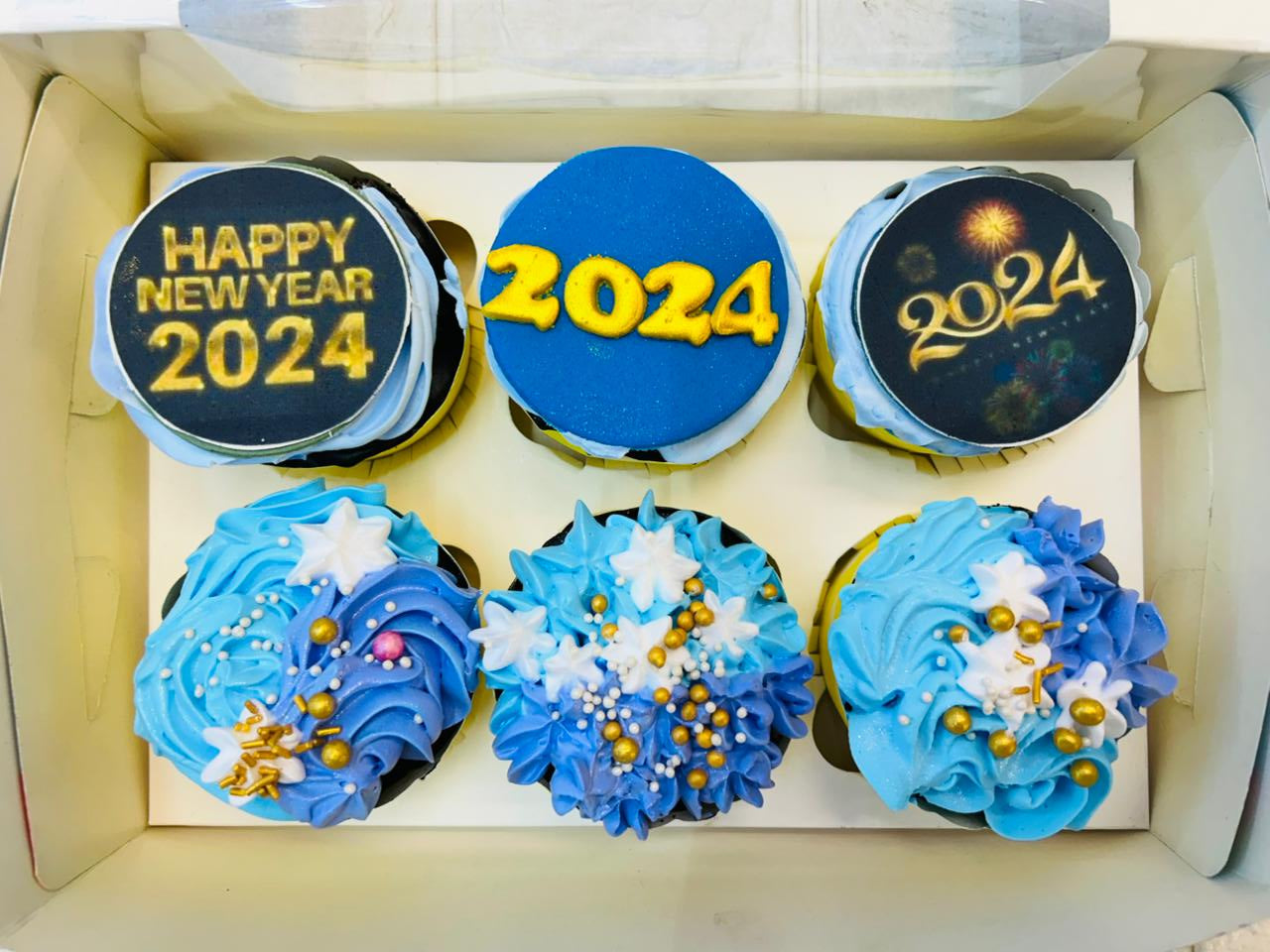 New Year 2024 Cupcake Box