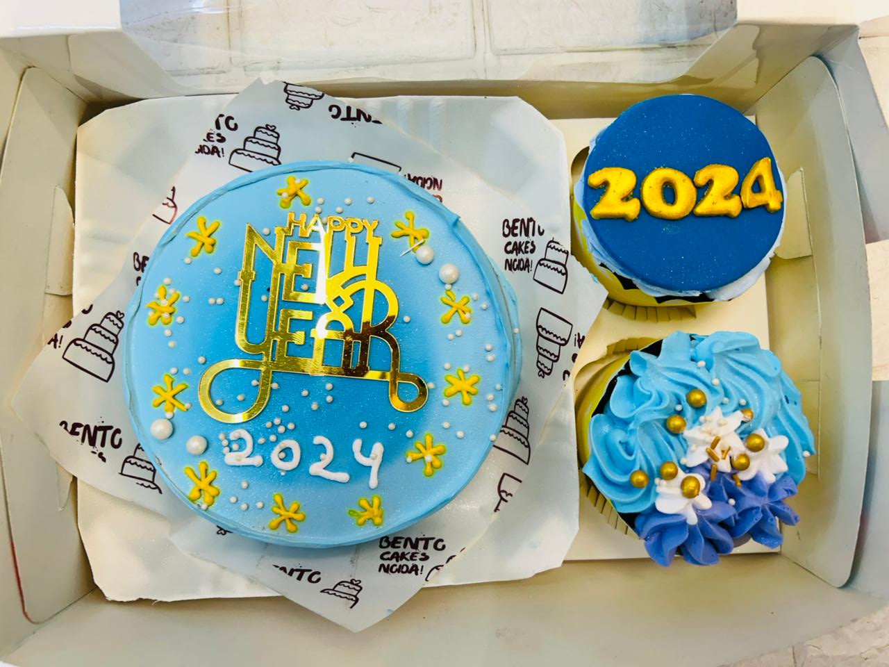 Aesthetic Blue Happy New Year 2024 Cake & Cupcake Trio