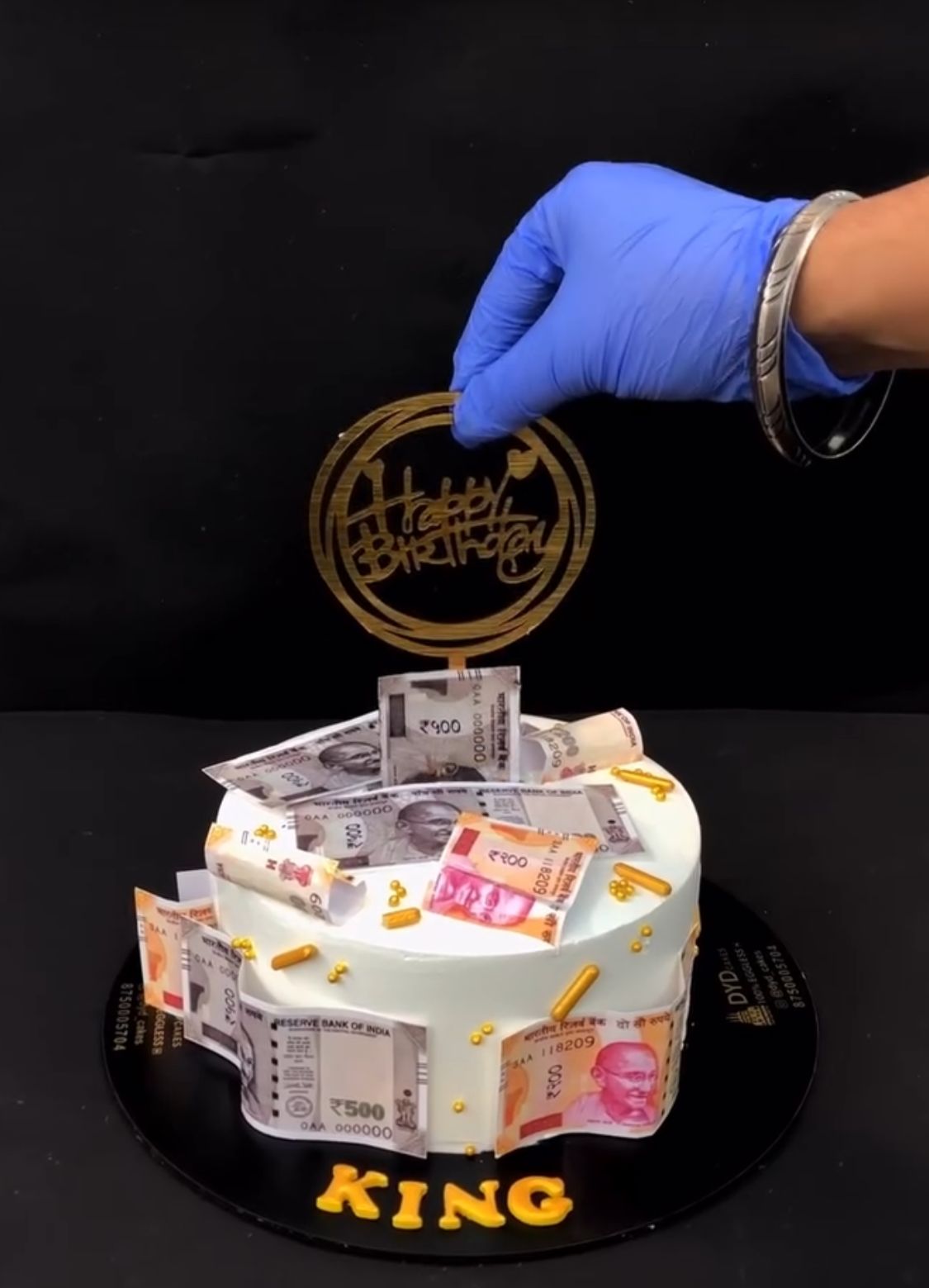Money Pullup Cake